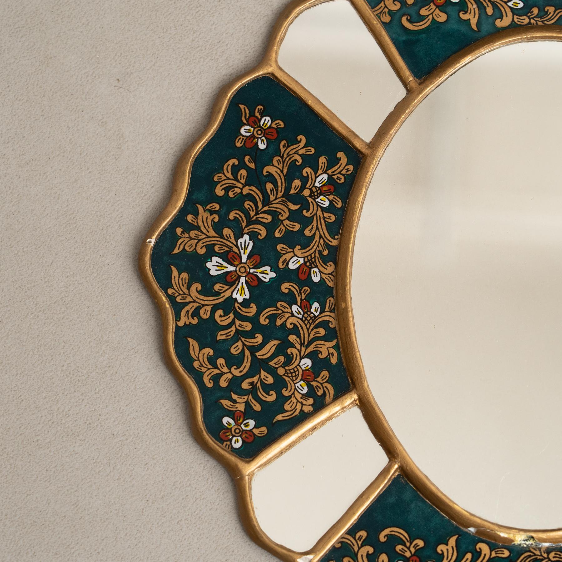 Milieu du XXe siècle Miroir mural péruvien du milieu du siècle dernier, peint à la main en vente