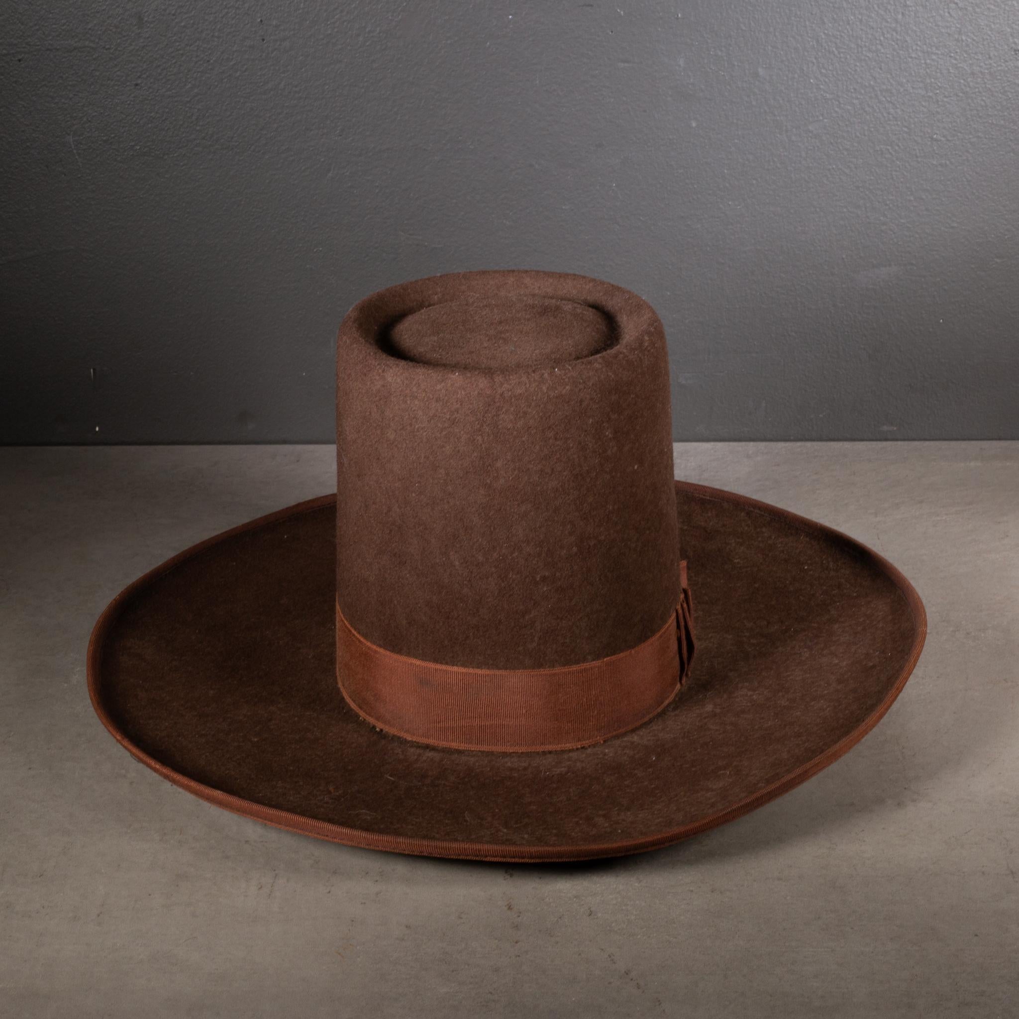 20th Century Vintage Peruvian Wool Tall Hat For Sale