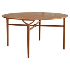 Vintage Peter Hvidt & Orla Moelgaard Side Table in Beech and Teak, Denmark, 1950