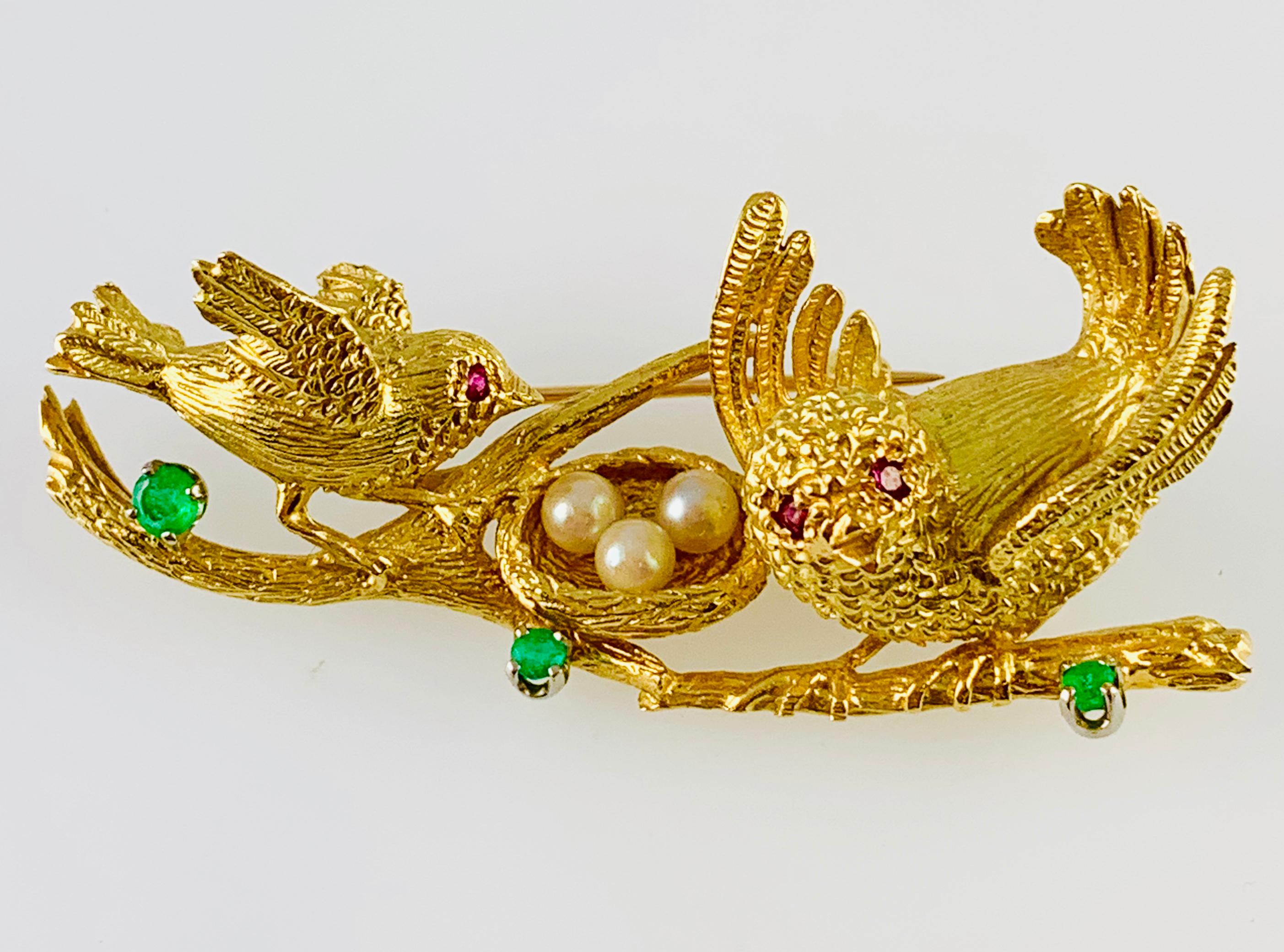 Vintage Peter Linderman 18 Karat Gold Emerald Ruby and Pearl Birds Nest Brooch 4