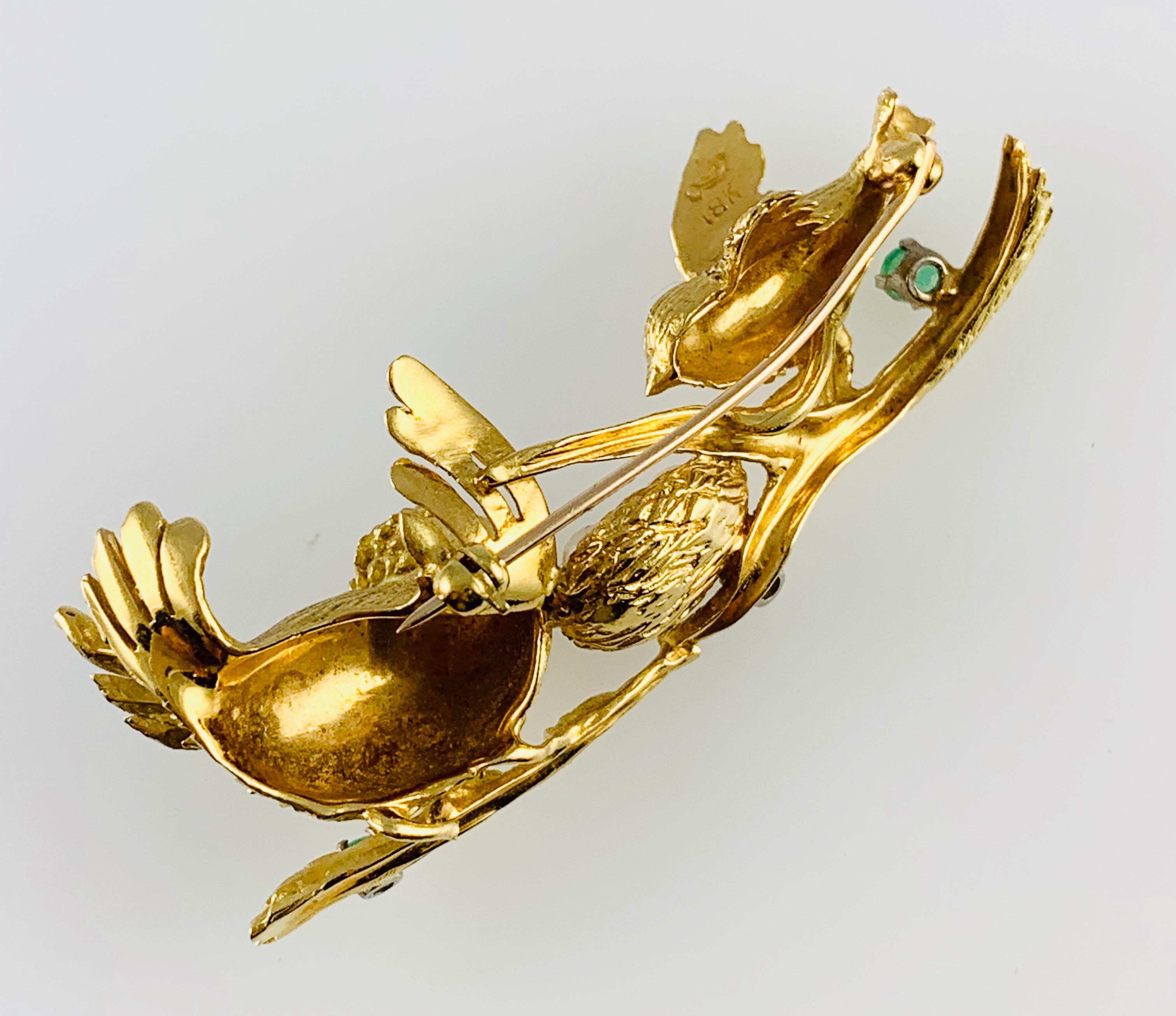 Vintage Peter Linderman 18 Karat Gold Emerald Ruby and Pearl Birds Nest Brooch 5