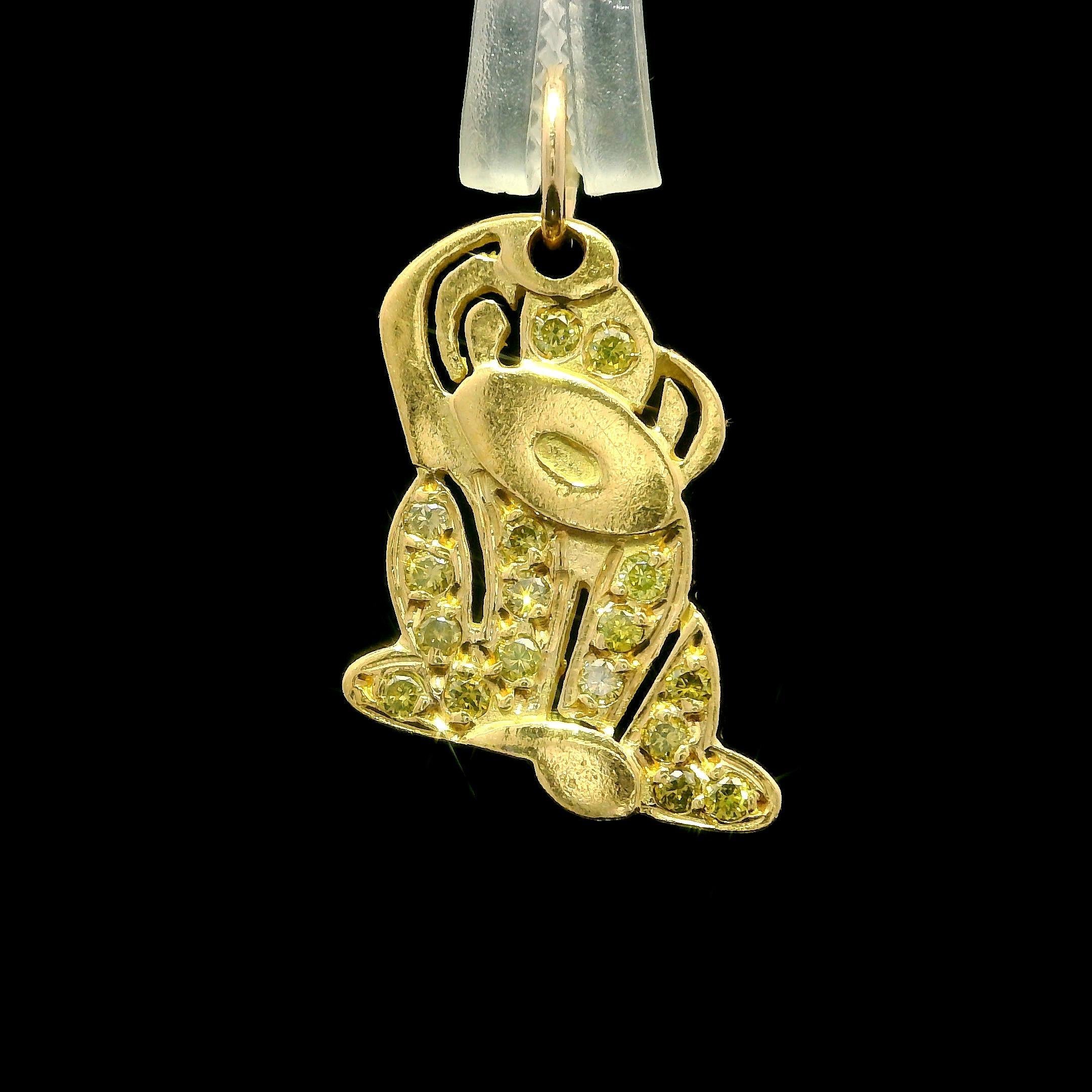 Vintage Petite 18k Gelbgold Fancy Diamond Curious Monkey Charm Anhänger (Brillantschliff) im Angebot