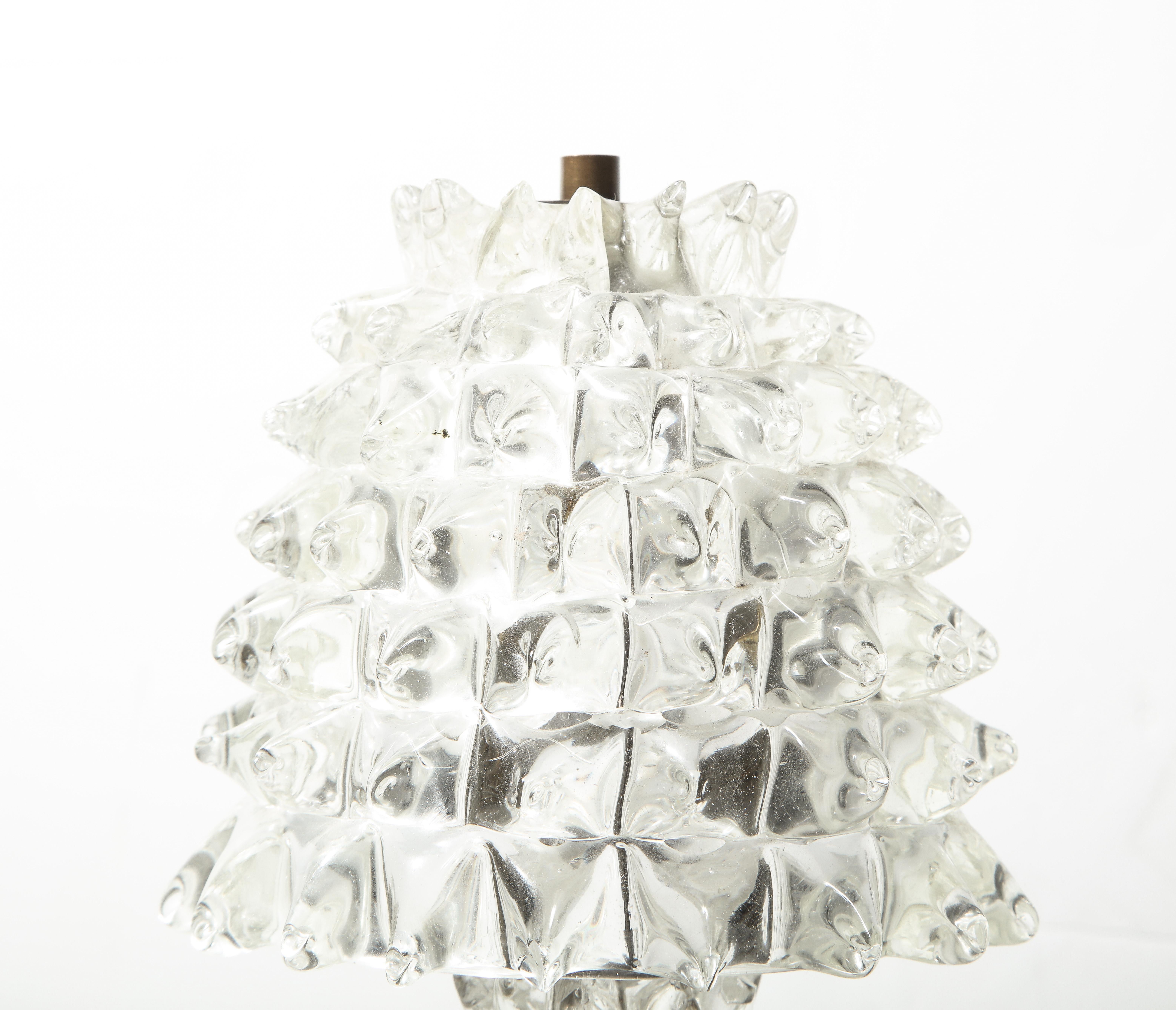 Kleine klare „Rostrate“-Glas-Tischlampe (Muranoglas) im Angebot