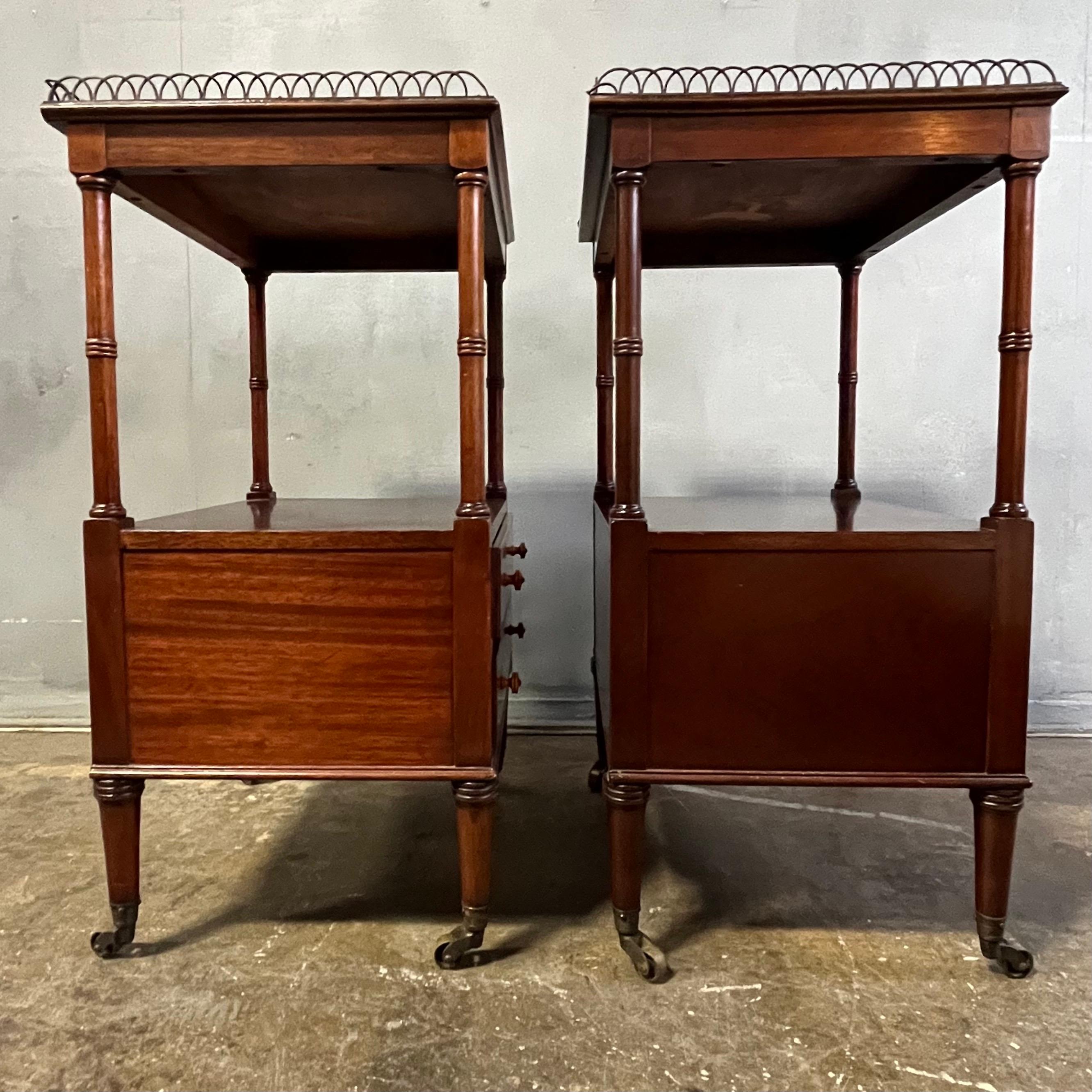 Vintage Petite Federal Style Mahogany Bedside Tables 4