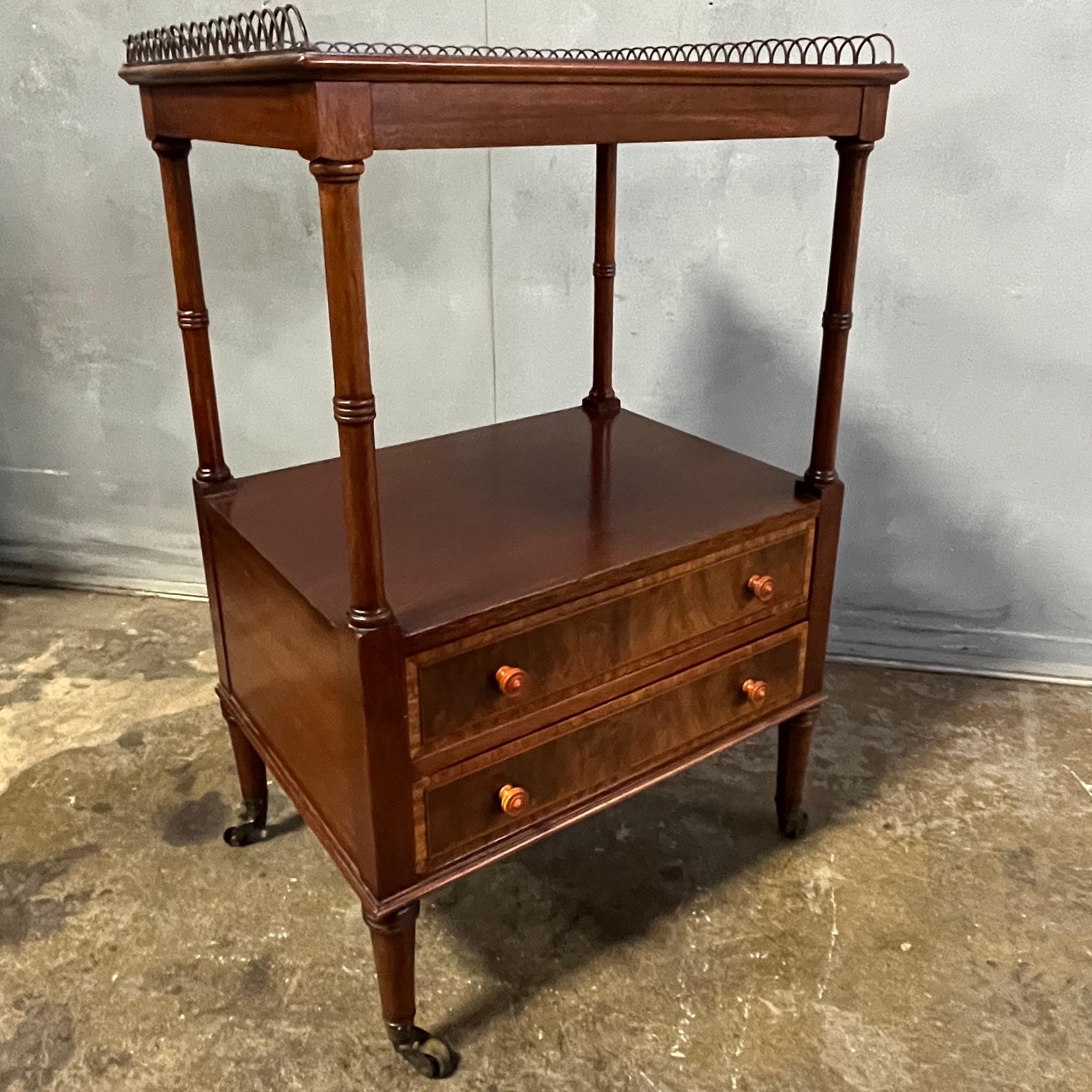 Vintage Petite Federal Style Mahogany Bedside Tables 6