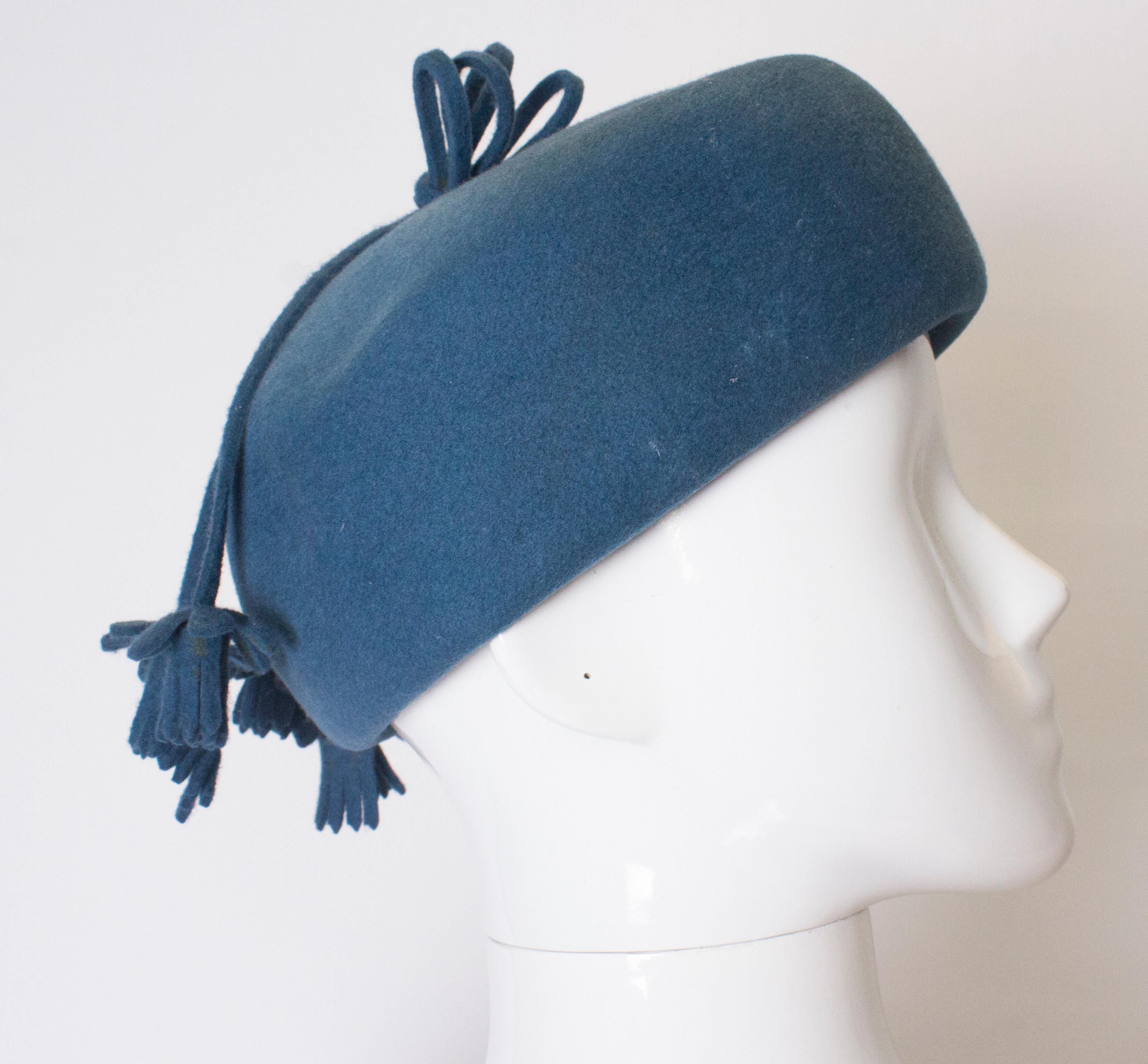 Vintage Petrol Blue Felt Hat In Good Condition In London, GB