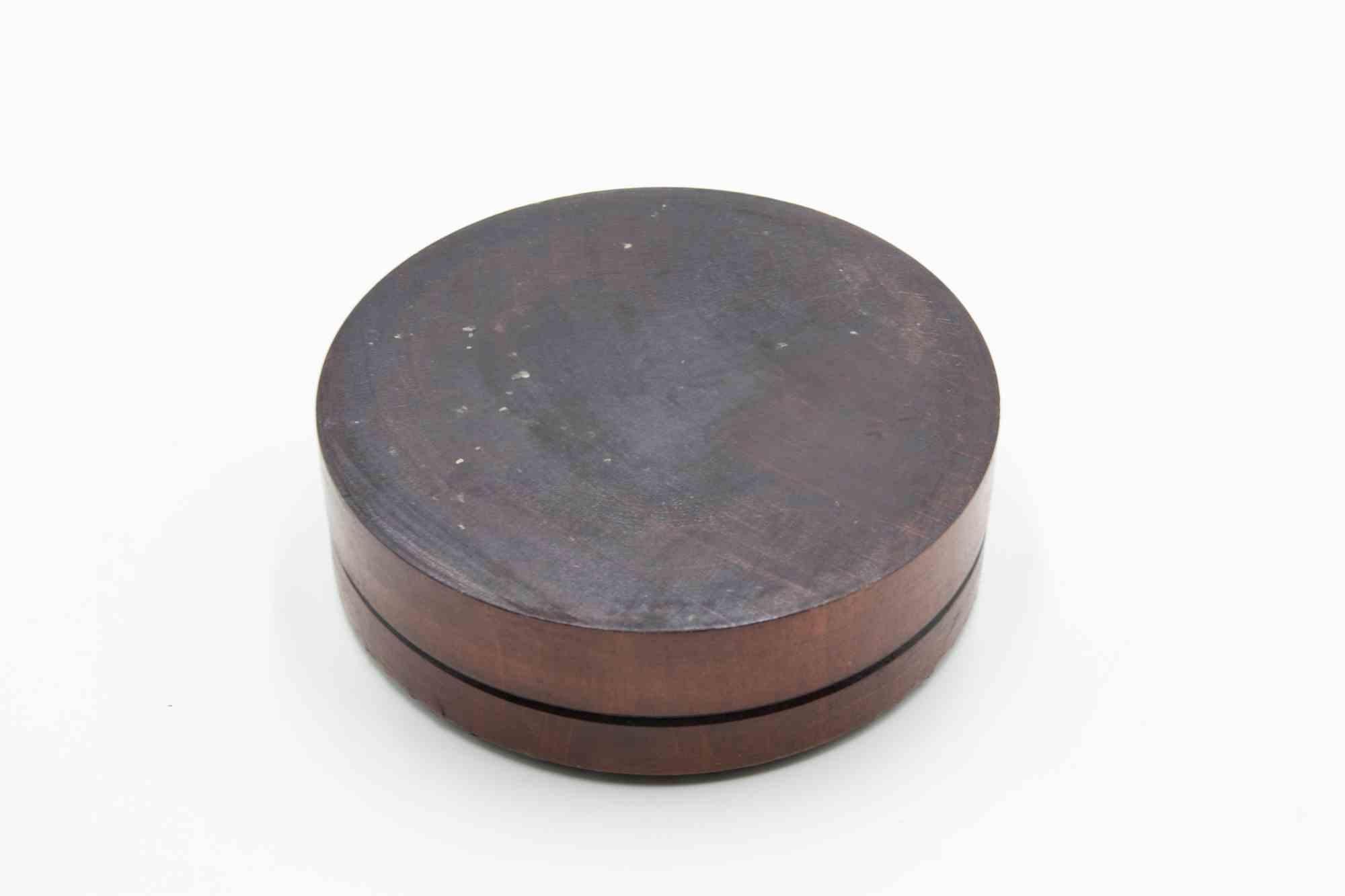 Scatola rotonda in peltro e legno d'epoca, Italia, inizio XX secolo in vendita 1