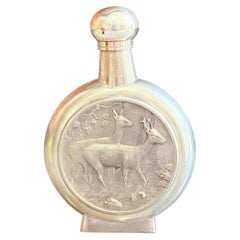 Vintage Pewter Hunting Flask with Deer Motif – Rustic Barware & Collectible