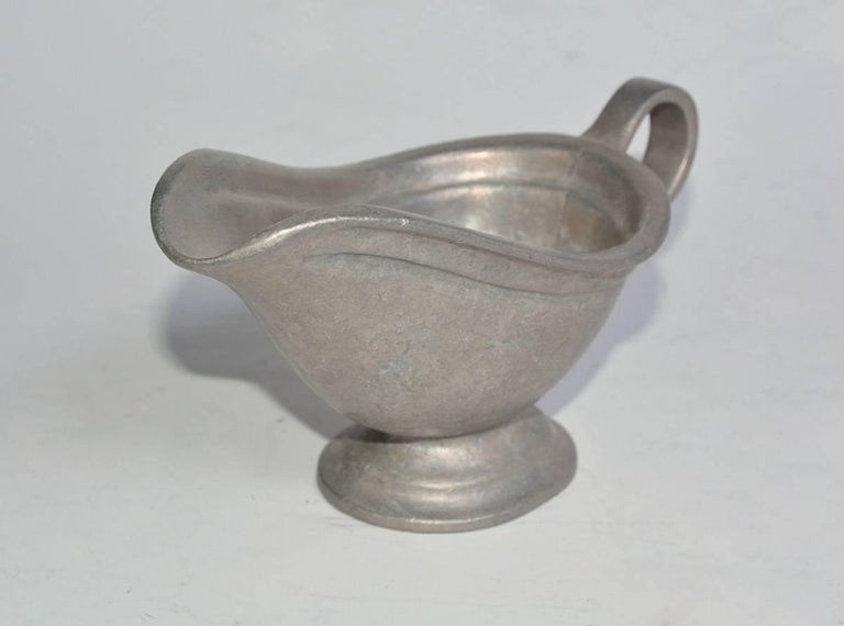 American Colonial Vintage Pewter Sauce or Gravy Dressings Boat For Sale