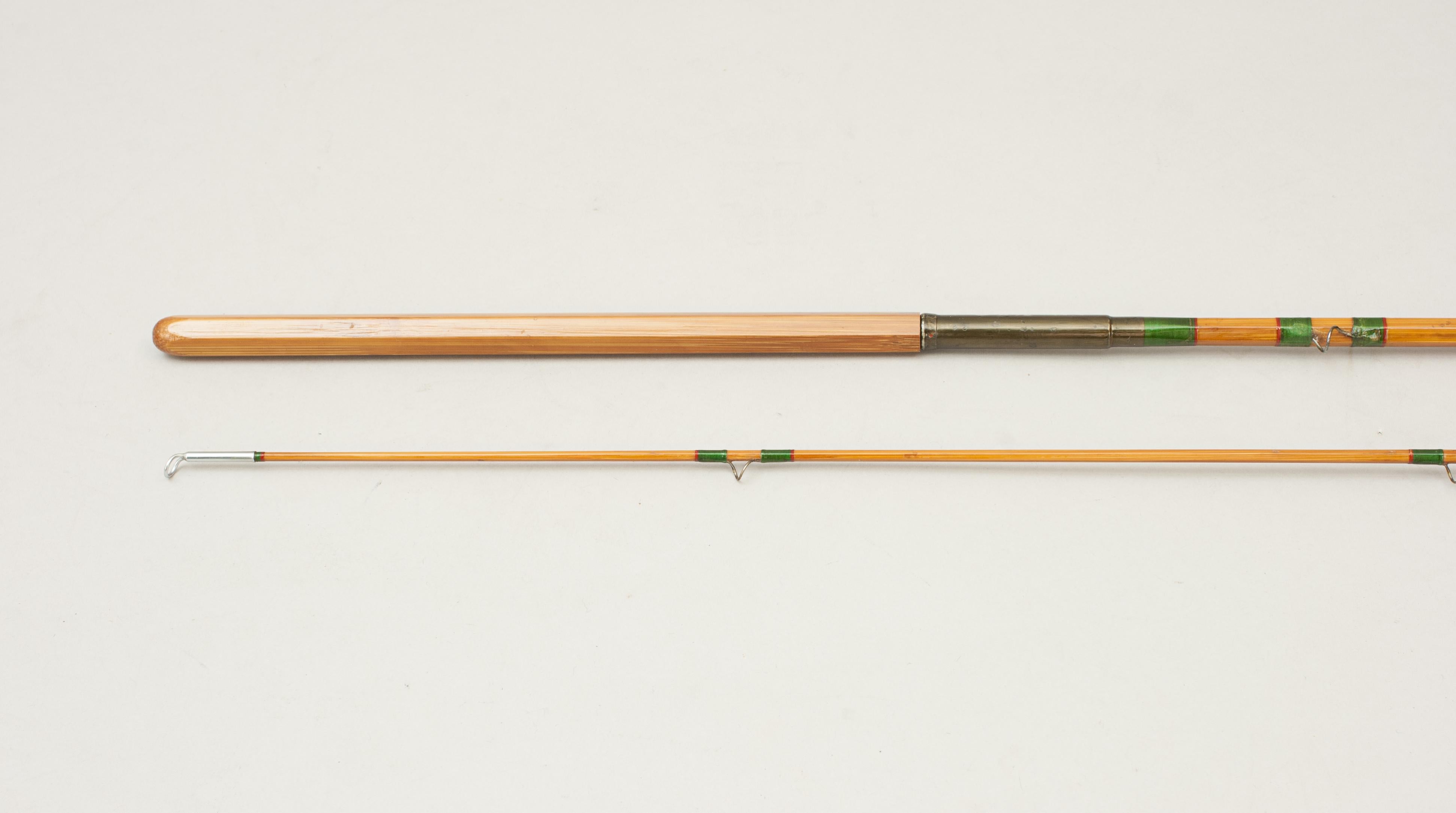 Vintage Pezon Et Michel Ritz Super Parabolic Trout Fly Fishing Rod In Good Condition In Oxfordshire, GB