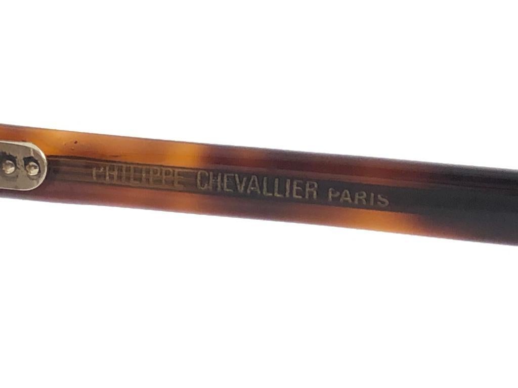 Vintage Philippe Chevallier Robust Dark Tortoise Frame 1970S France Sunglasses In New Condition For Sale In Baleares, Baleares