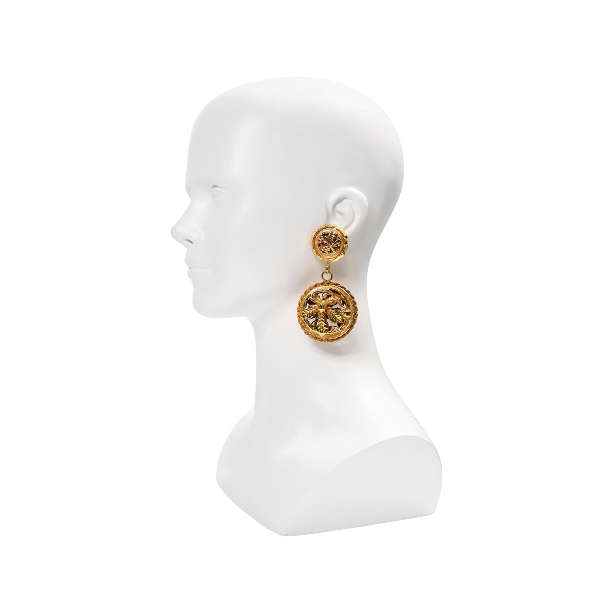 Moderno Orecchini pendenti in oro Philippe Ferrandis d'epoca, circa anni '80 in vendita