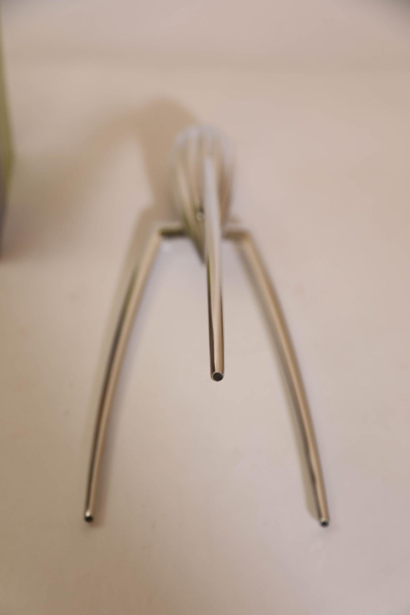 Vintage Philippe Starck Juicy Salif 1990 Hergestellt von Alessi Italien im Zustand „Gut“ im Angebot in North Hollywood, CA