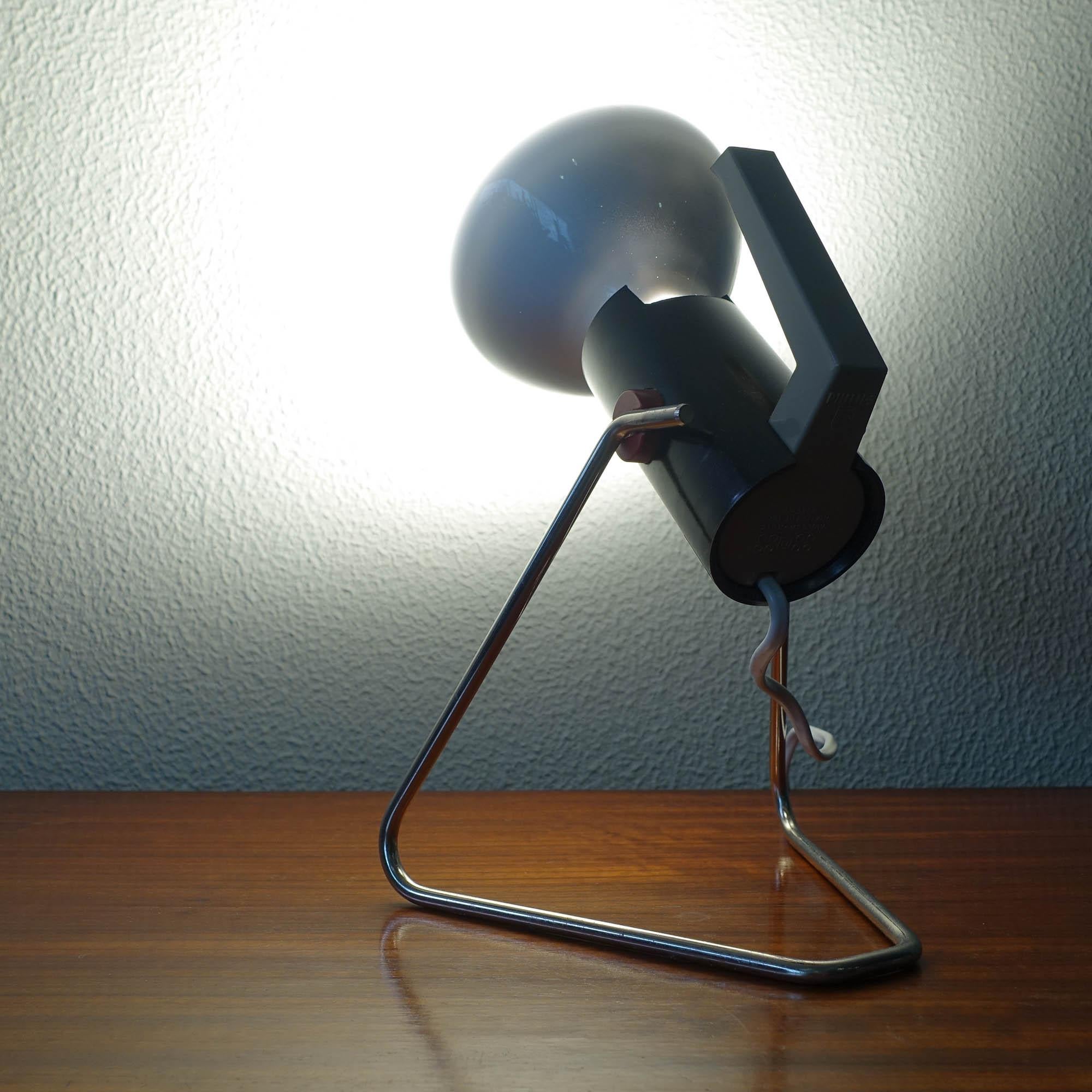 Vintage Philips HP 3202 Sunlamp, 1970's In Good Condition For Sale In Lisboa, PT