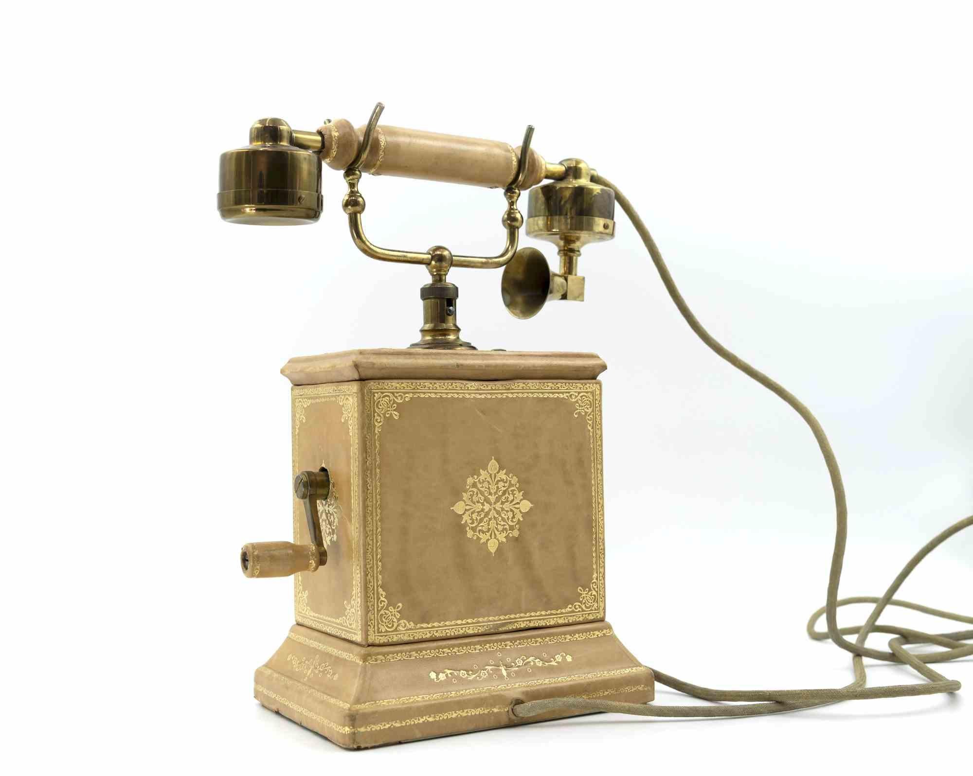 Vintage- Telefon, 1930er/40er Jahre (Italienisch) im Angebot