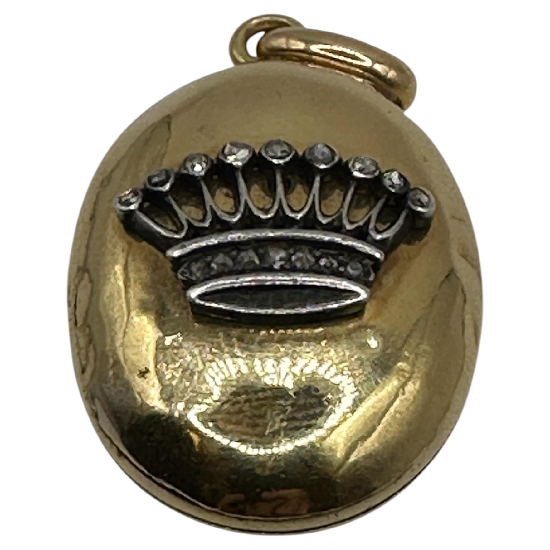 When was the first locket made?