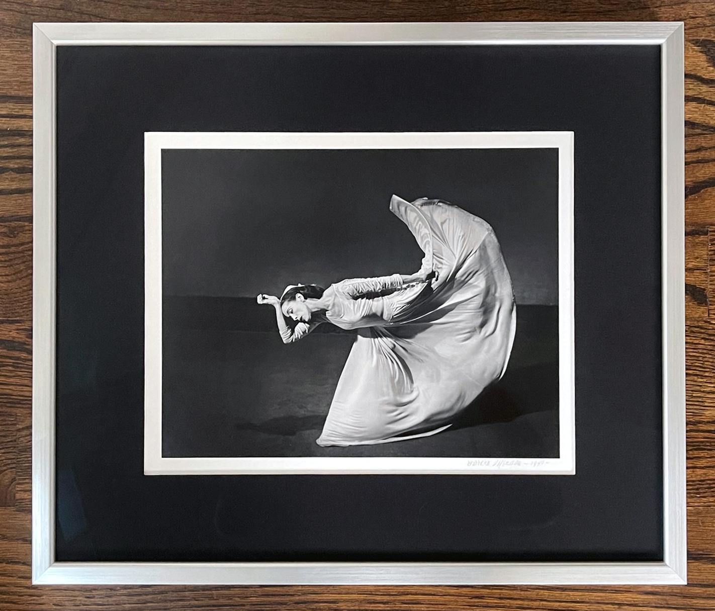 Eine ikonische Schwarz-Weiß-Fotografie von Barbara Morgan (Amerikanerin, 1900-1992) von 