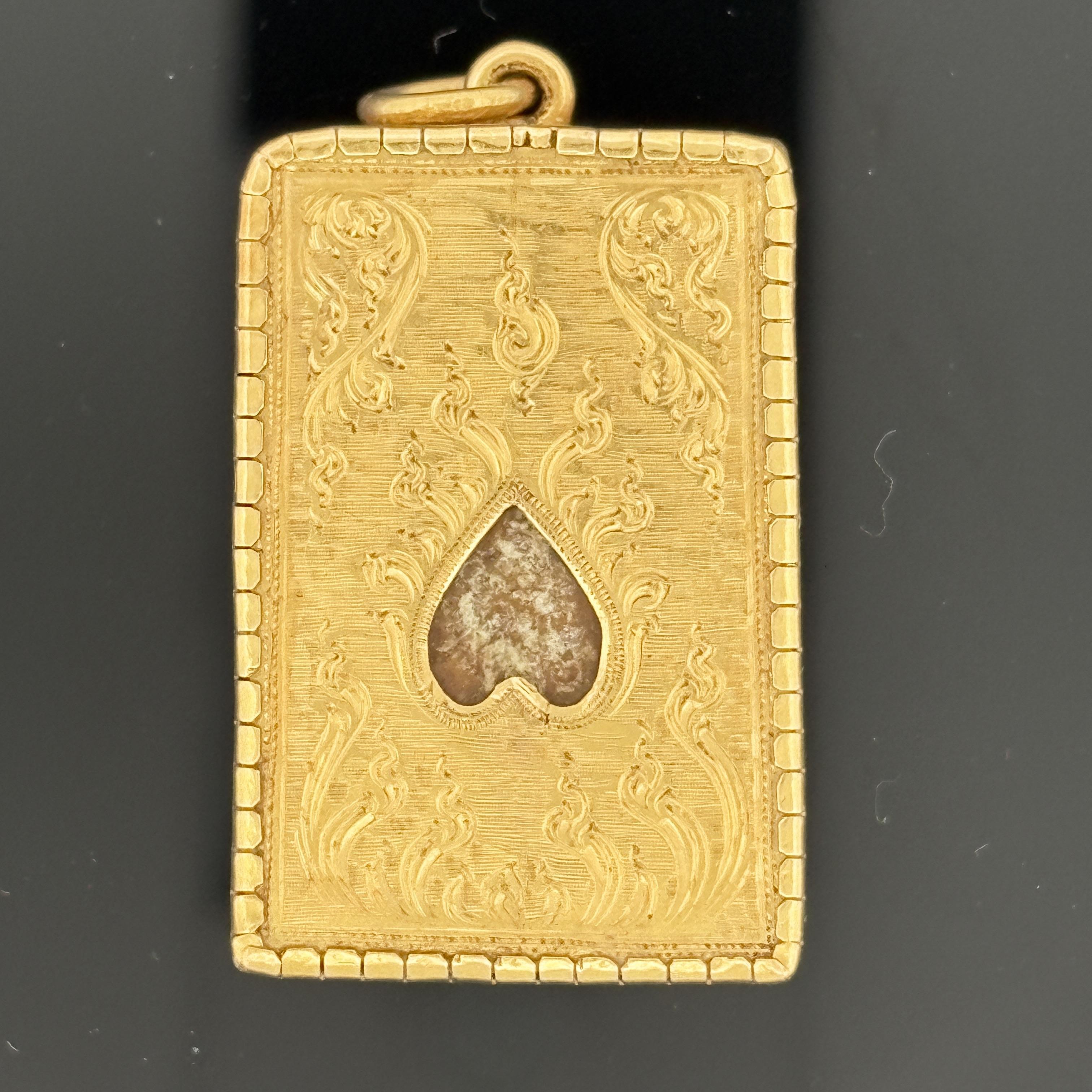 Amulette bouddhiste vintage Phra Somdej en or 24k en vente 2