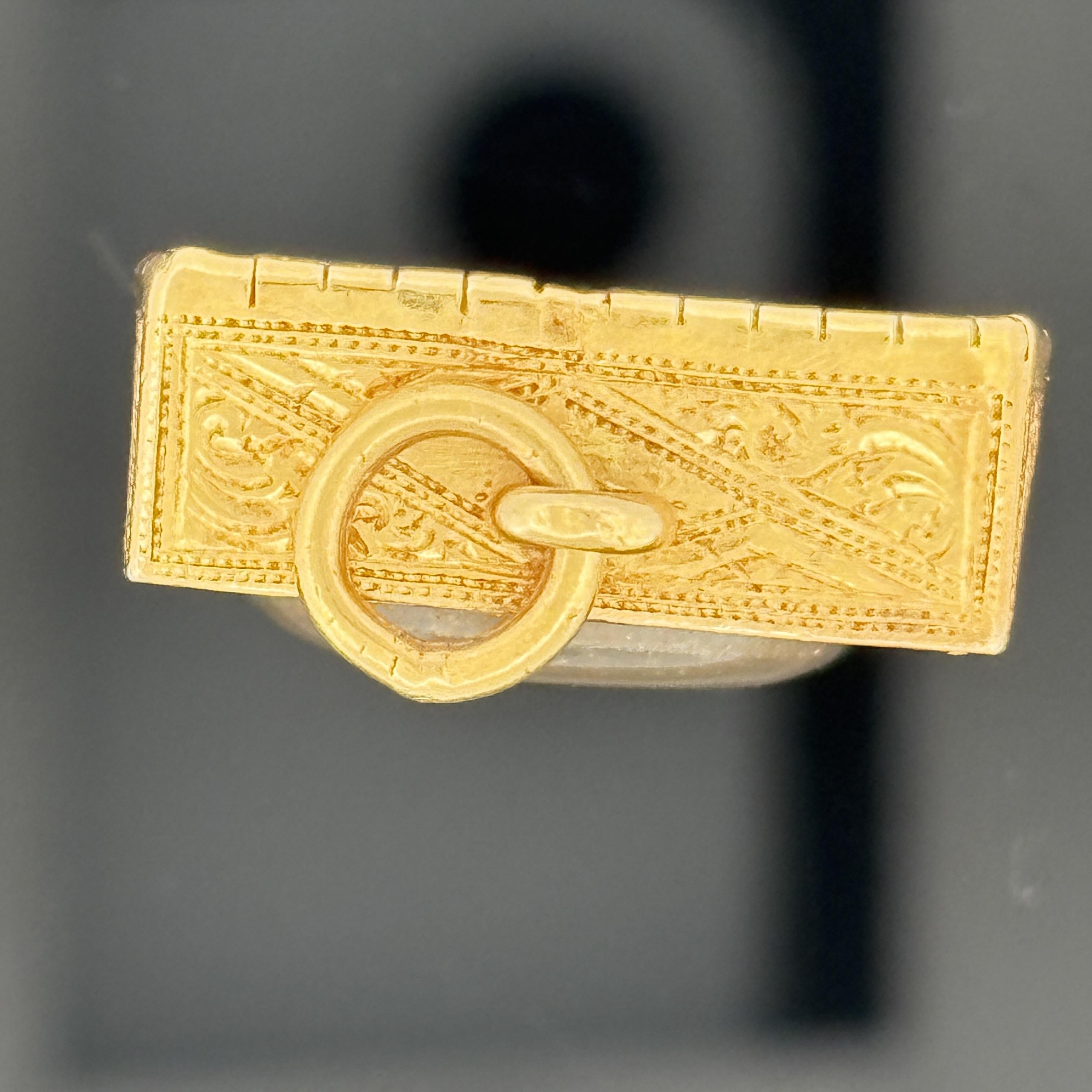 Amulette bouddhiste vintage Phra Somdej en or 24k en vente 3