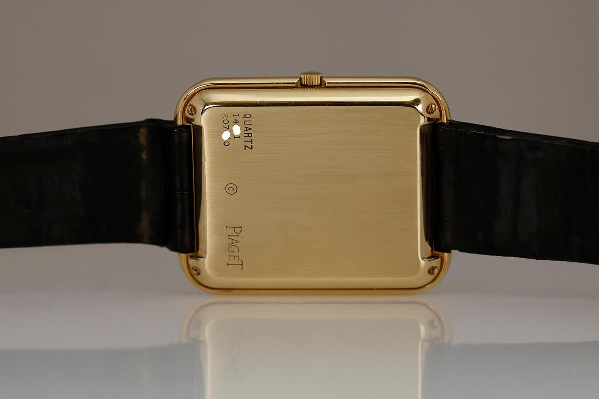 Vintage Piaget 18k Yellow Gold Beta-21 Quartz Wristwatch, Circa 1970s In Good Condition In Miami Beach, FL