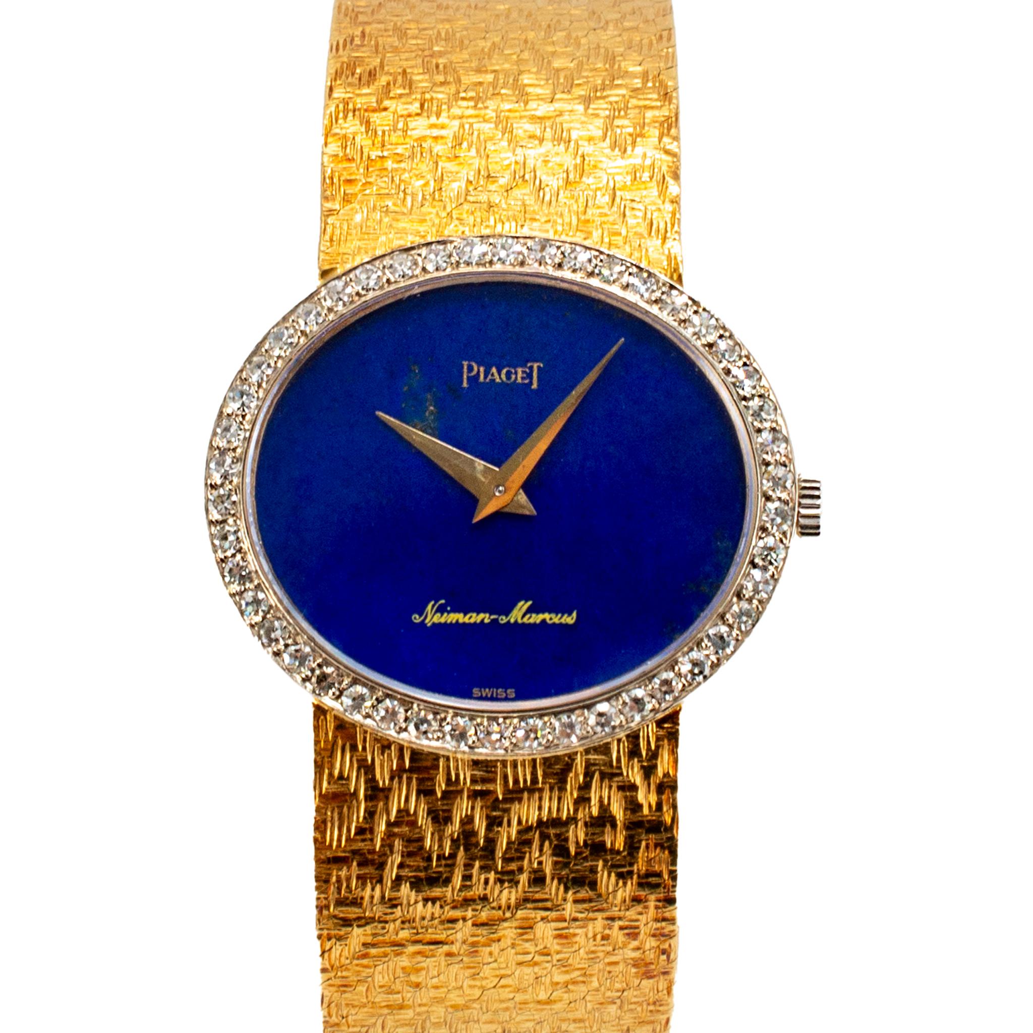 Marke: Piaget 

Geschlecht: Damen 

Metall Typ: 18k Gelbgold 

Durchmesser: 24,00 mm

Gewicht: 61,36 Gramm

Damenarmbanduhr PIAGET Ellipse aus 18 Karat Gelbgold mit Diamanten und Lapislazuli aus Schweizer Produktion. Graviert mit 