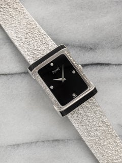 Vintage Piaget 80s 18K White Gold Manual Wind Onyx Dial and Bezel 30mm Case.