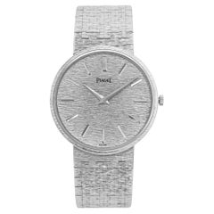 Vintage Piaget Classic 32MM 9643A6 18K White Gold Silver Dial Mechanical Watch