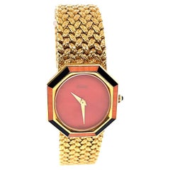 Piaget Montre vintage en or 18 carats, corail et onyx