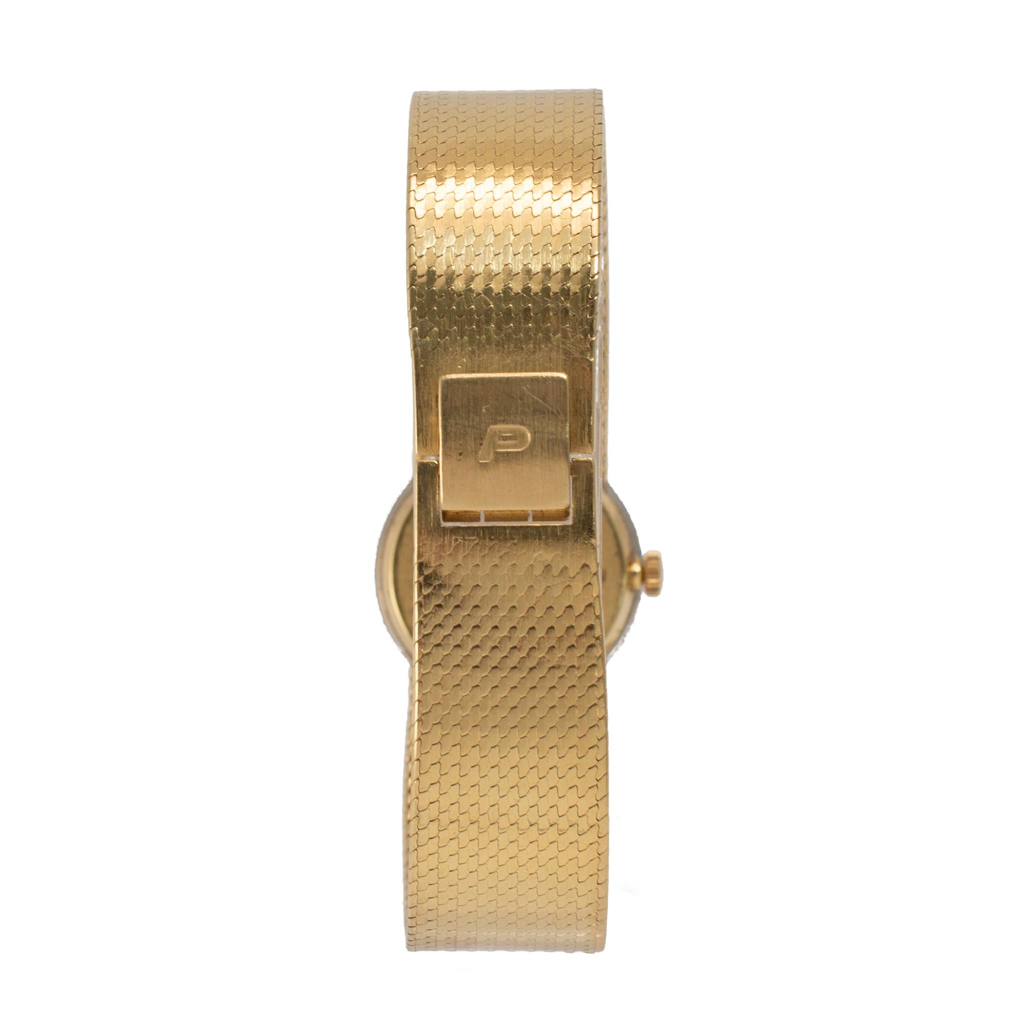 Montre Vintage Piaget Dancer 26MM 9706 B2 Or 18K Diamant Cadran Nacre Excellent état - En vente à Houston, TX