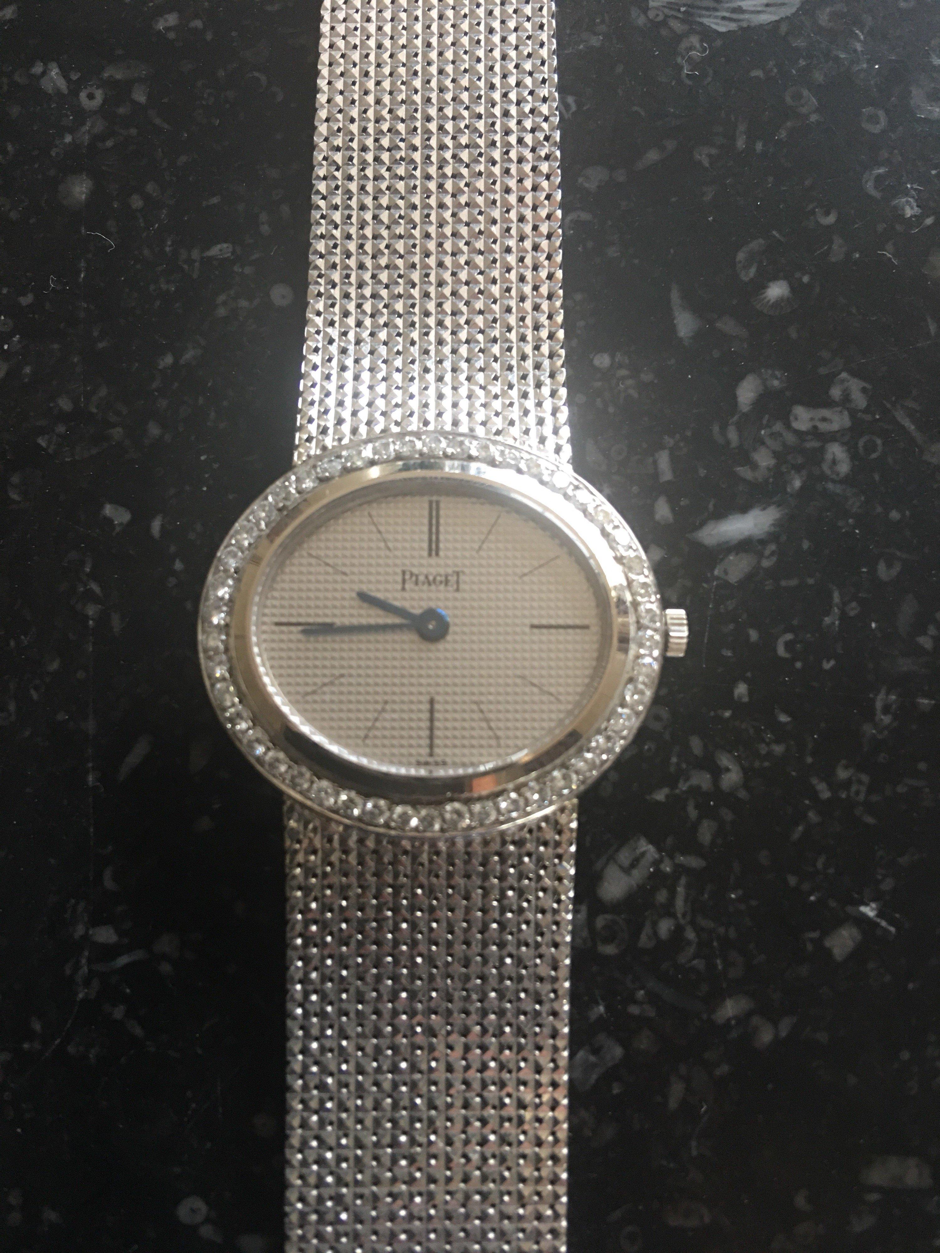 Women's Vintage Piaget Ladies Altiplano 18 Karat White Gold Diamonds Wristwatch
