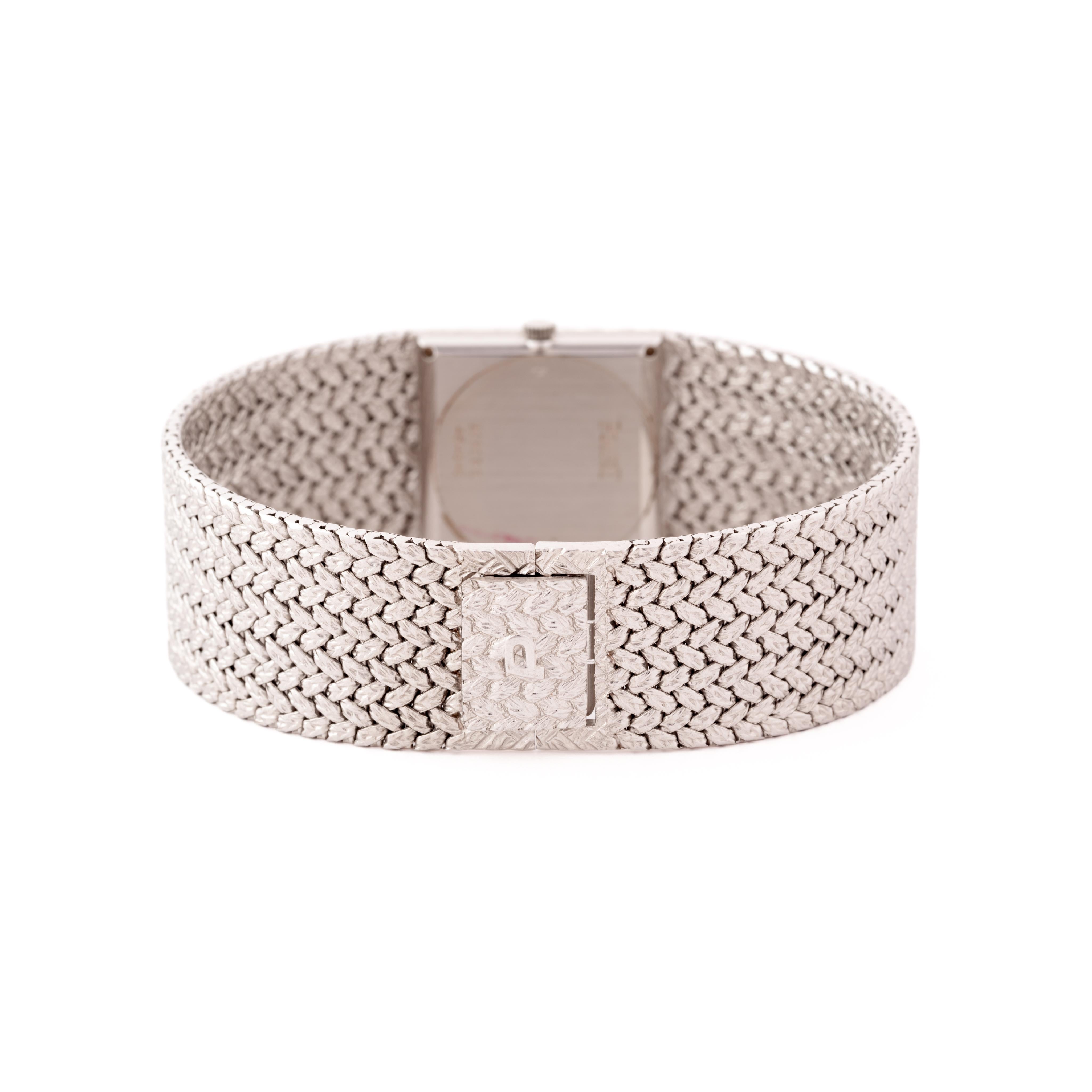Vintage Piaget Polo 18 Karat White Gold and Pavé Diamond Dial Model 9131 In Good Condition In New York, NY