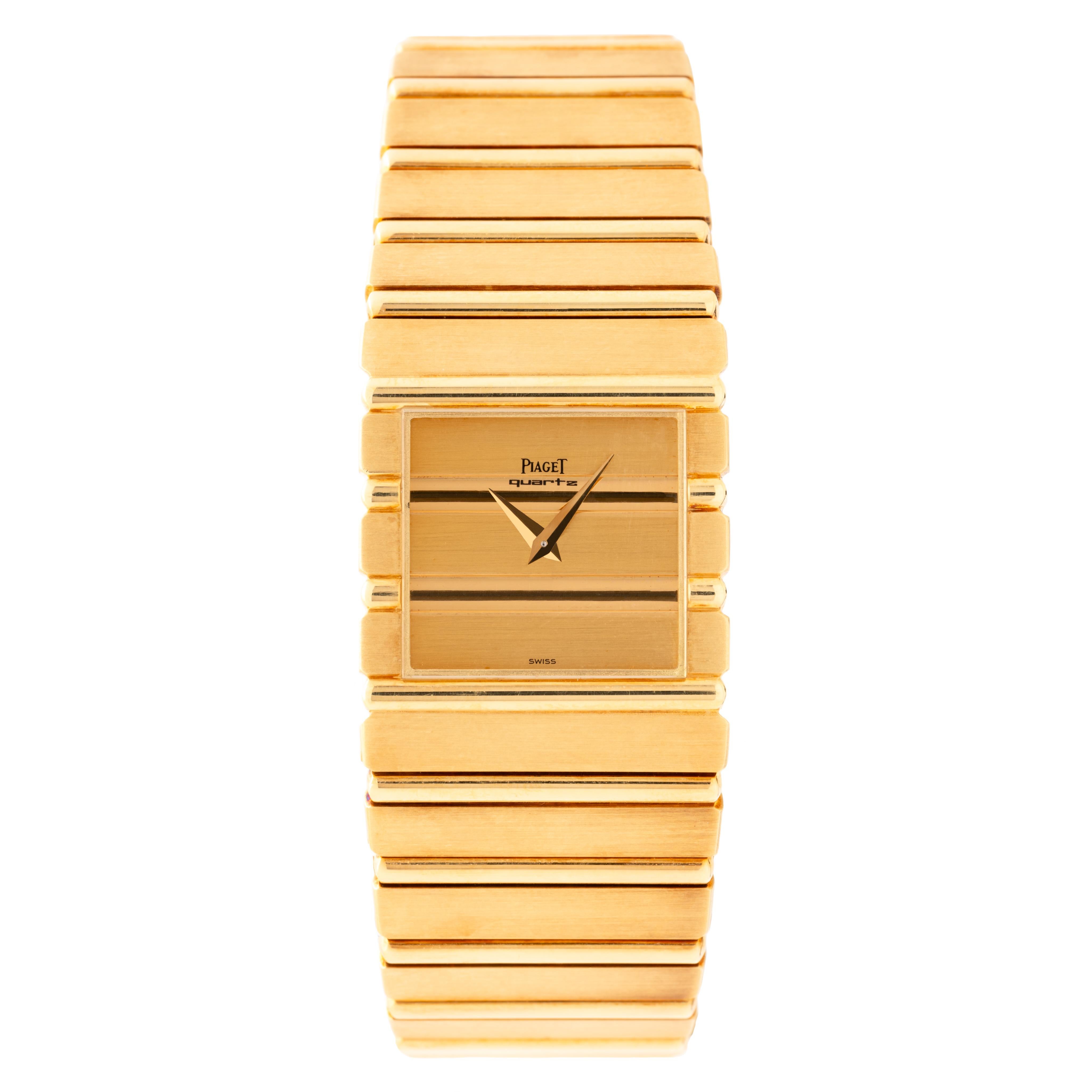 Modern Vintage Piaget Polo Model 7131 C701 18k Yellow Gold Watch For Sale
