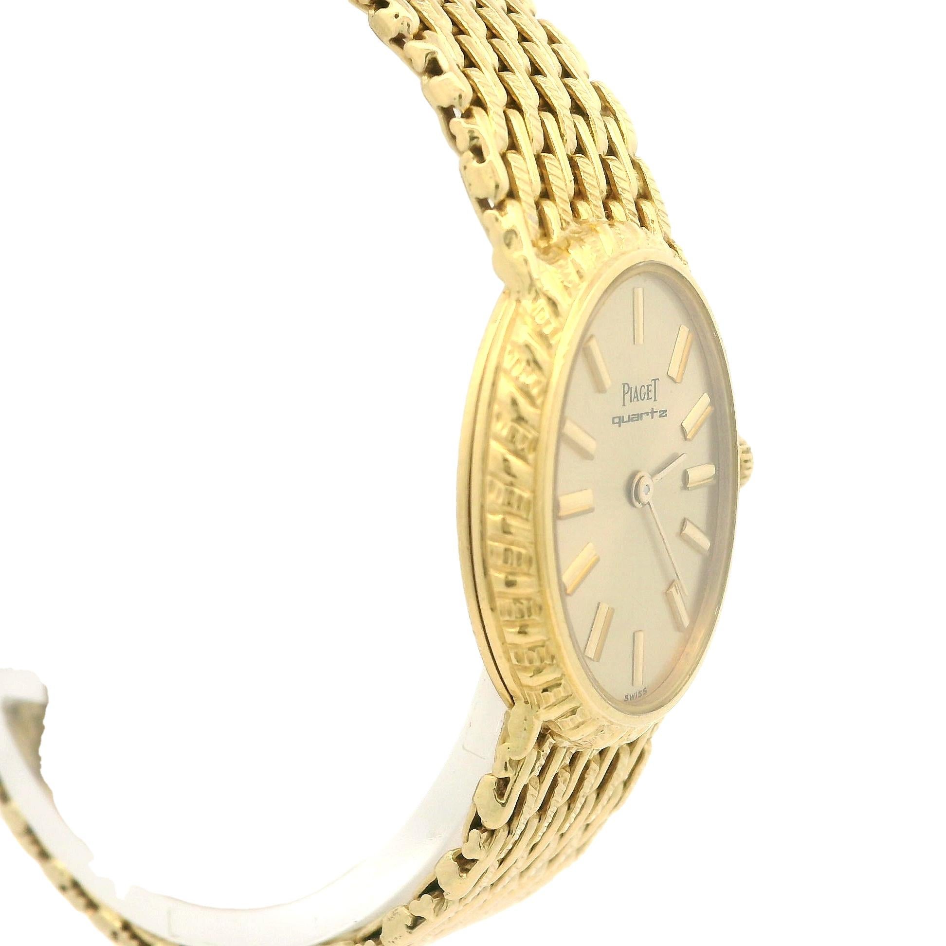 Watchmaker: Piaget
Reference No.: 8552 P 31
Movement: Quartz - Battery Powered - Swiss Made
Case Material: Solid 18k Yellow Gold
Case Width: 18.7mm (not counting the crown)
Case Length: 24mm
Case Thickness: 4.3mm
Serial No.: 429742
Bracelet Length: