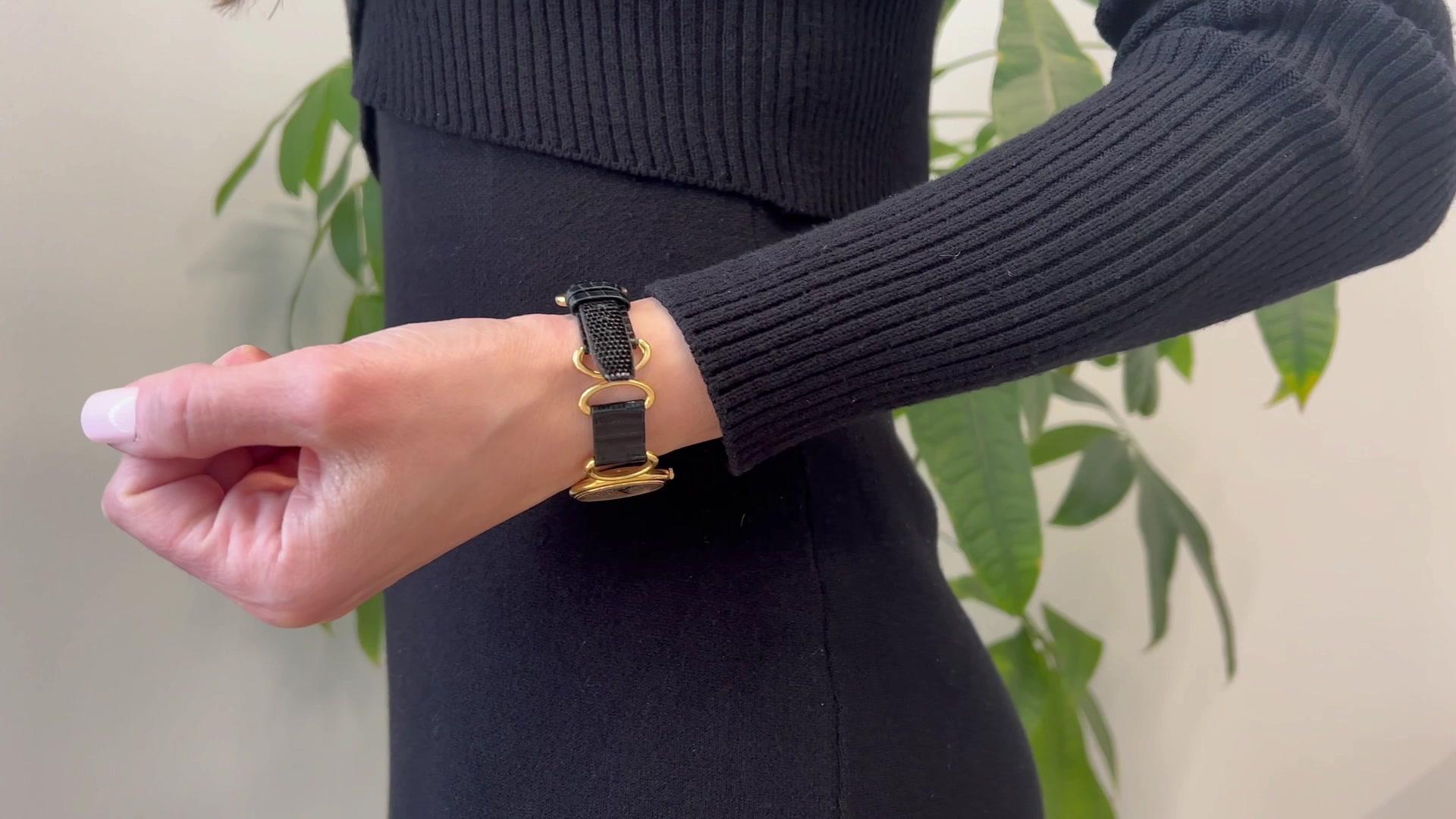 Piaget Schweizer Diamant-Lederarmbanduhr aus 18 Karat Gelbgold im Zustand „Gut“ in Beverly Hills, CA