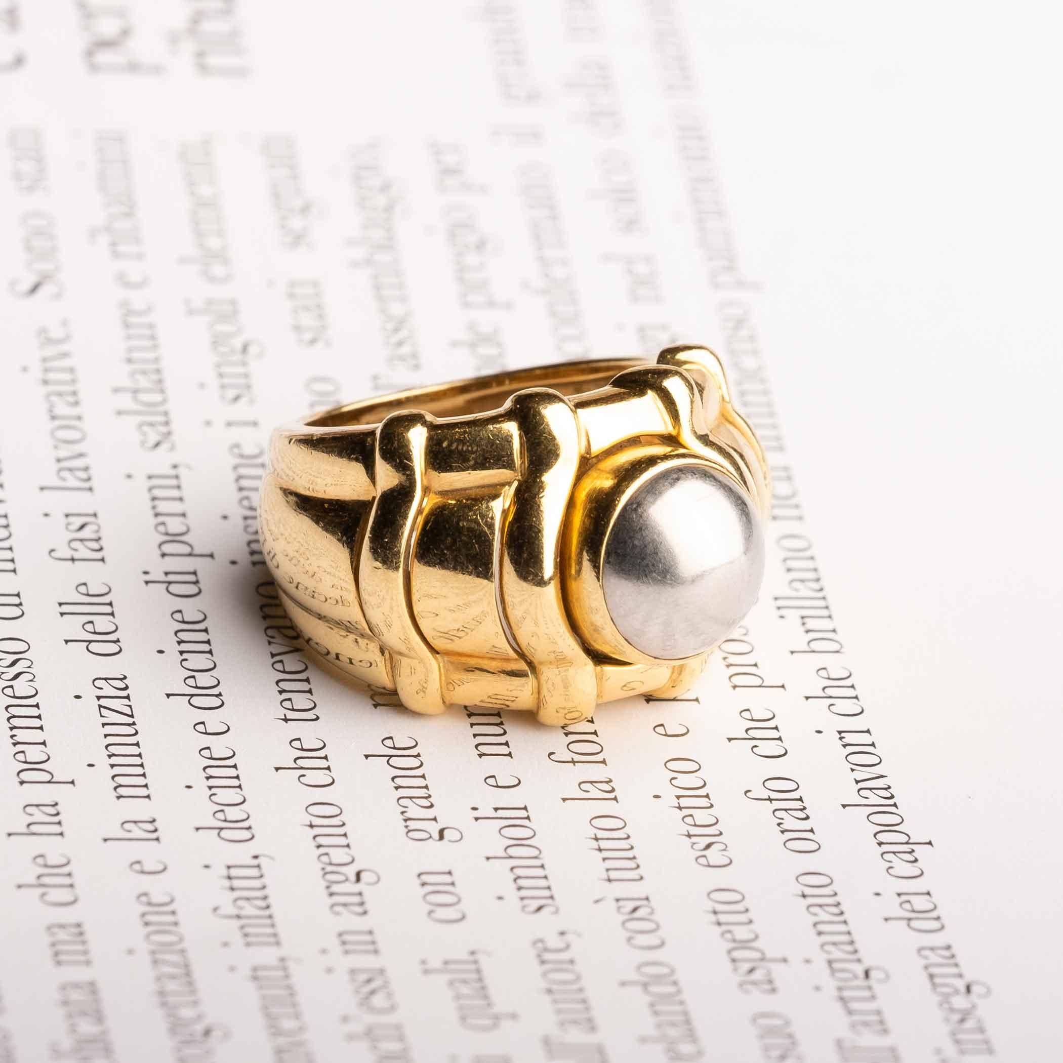Anello d'epoca Piaget Tanagra a fascia larga in oro 18 carati con ematite - Anno 1991 In condizioni buone in vendita a Milano, MI