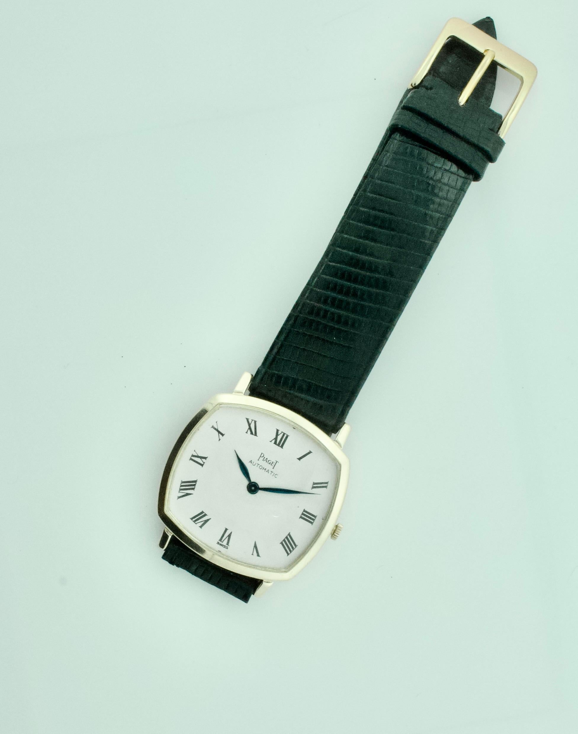 Vintage Piaget Watch Automatic Circa 1970's in 18k en vente 1