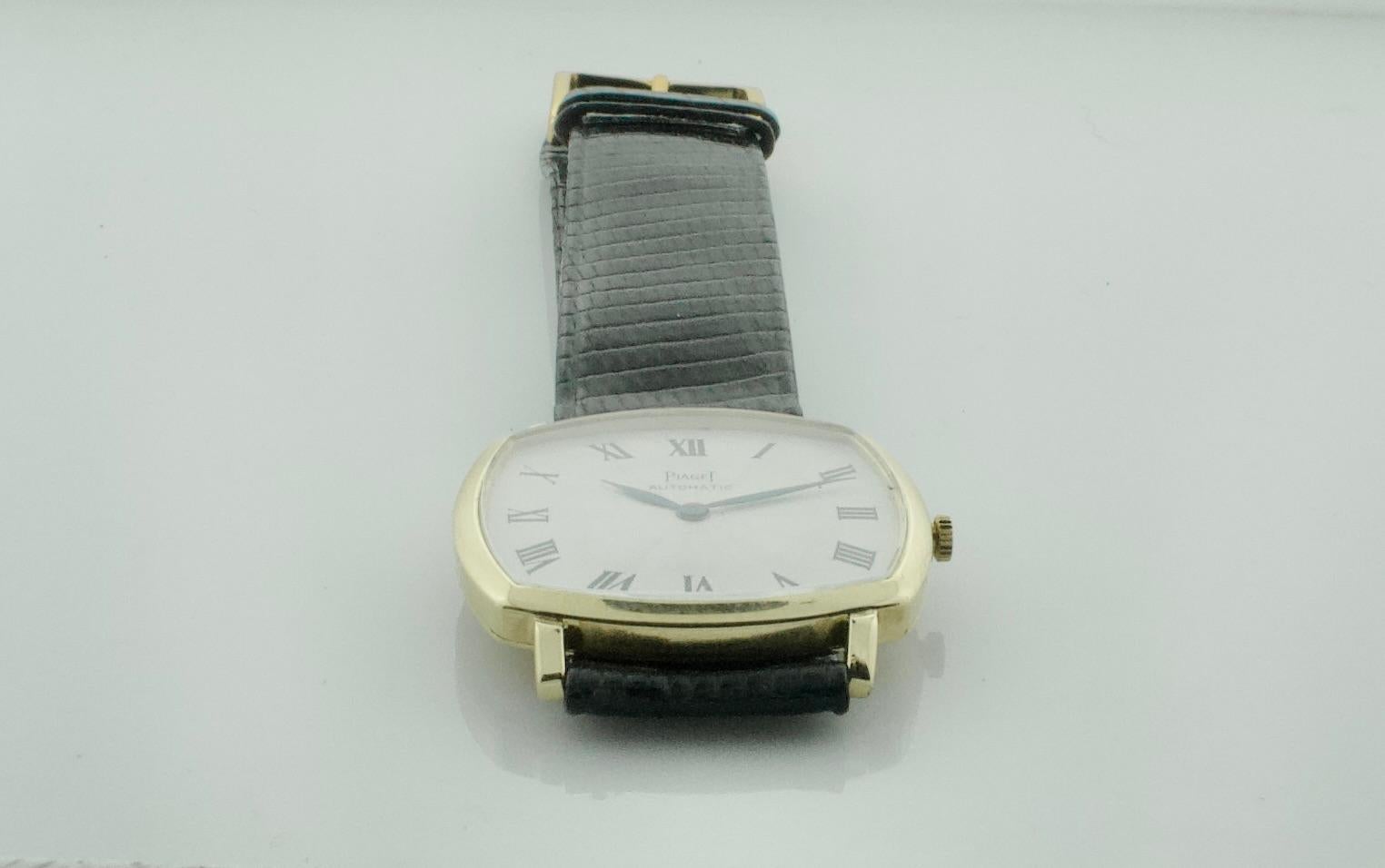 Vintage Piaget Watch Automatic Circa 1970's in 18k en vente 3