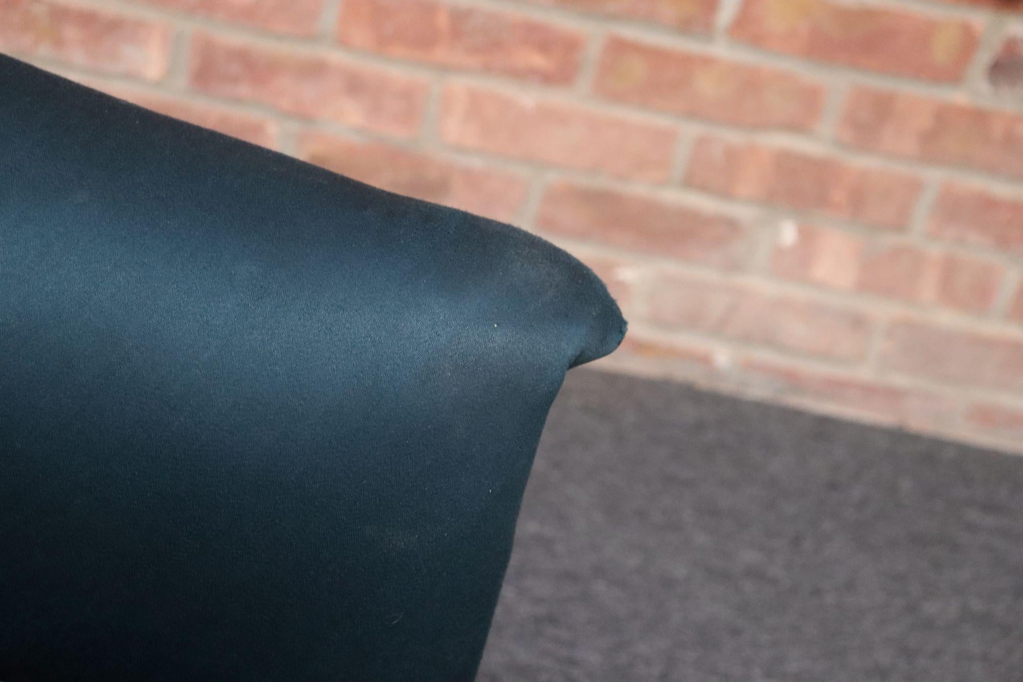 Fauteuil club Piccola Tentazione modèle 684 de Mario Bellini pour Cassina en vente 7