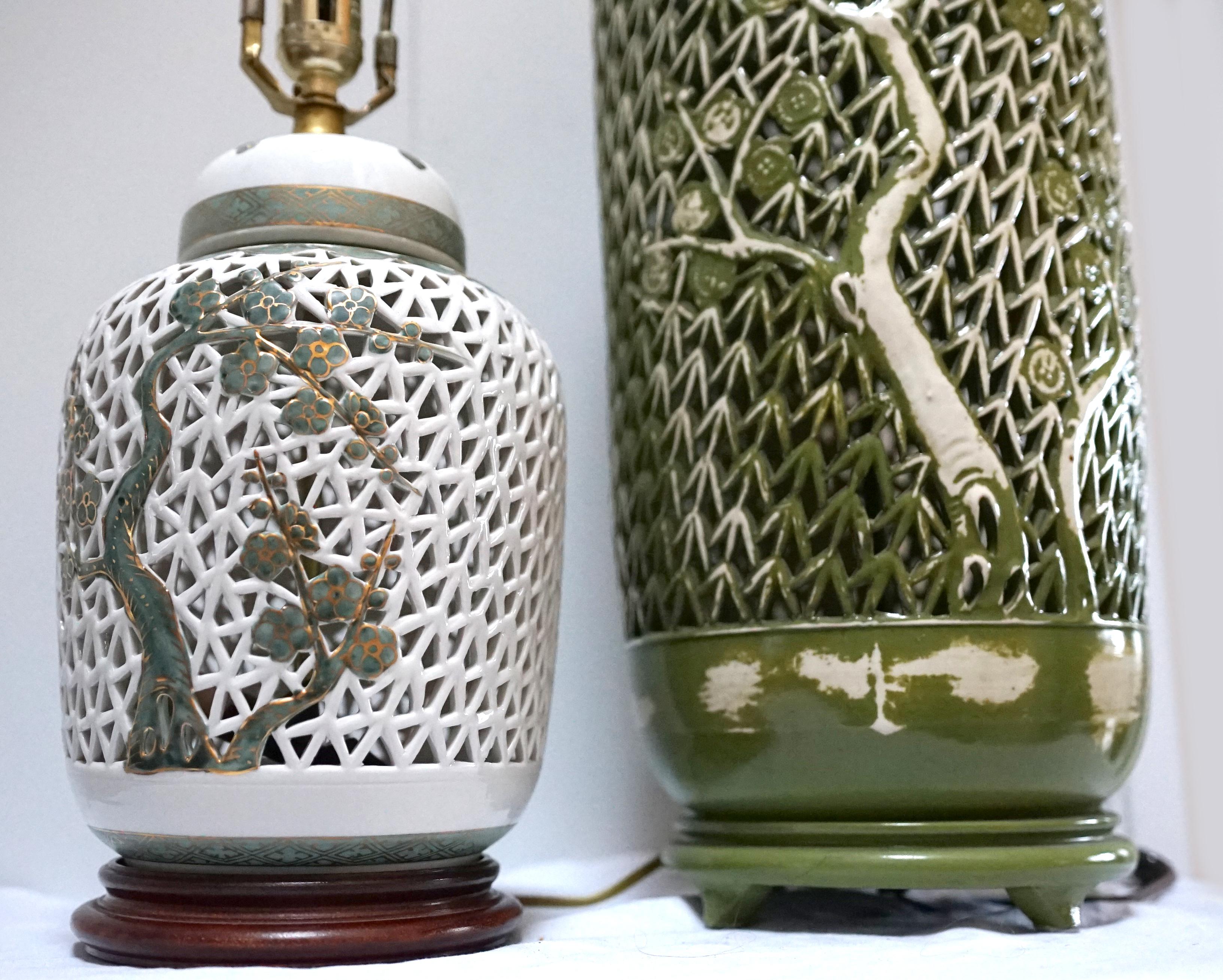 Mid-Century Modern Vintage Pierced Ceramic Green on White, White on Green Chinoiserie Lamps For Sale