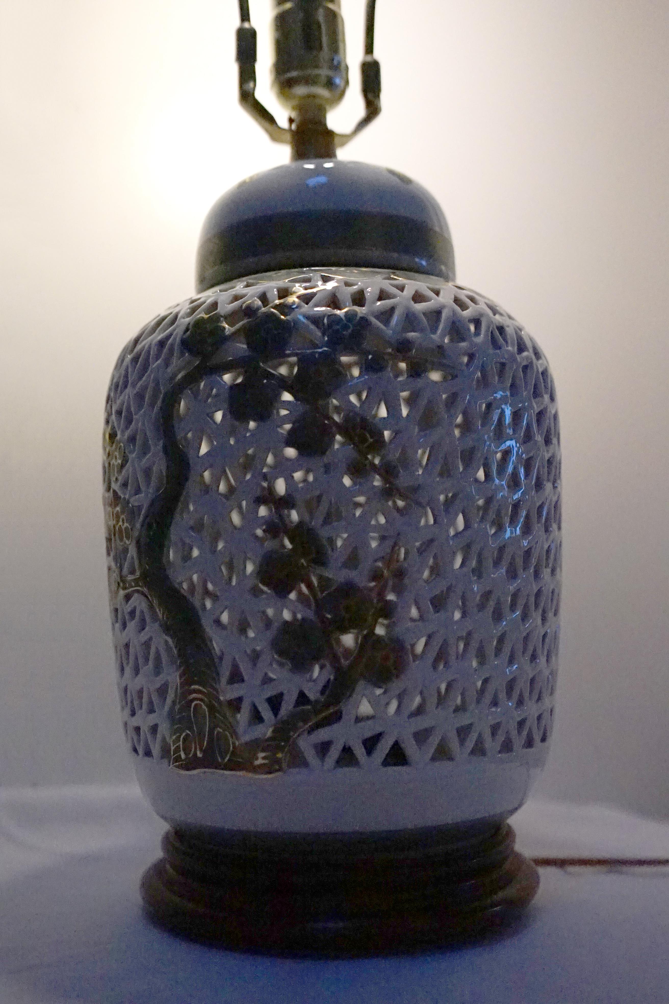 Vintage Pierced Ceramic Green on White, White on Green Chinoiserie Lamps For Sale 1