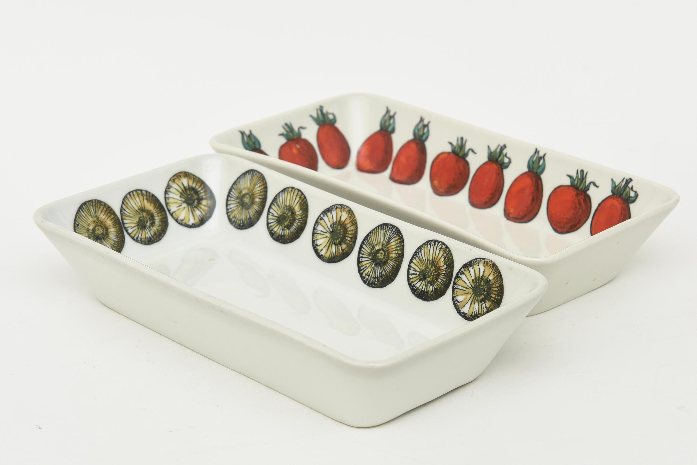 Mid-20th Century Vintage Piero Fornasetti Hallmarked Porcelain Rectangle Serving Bowls Pair Of For Sale
