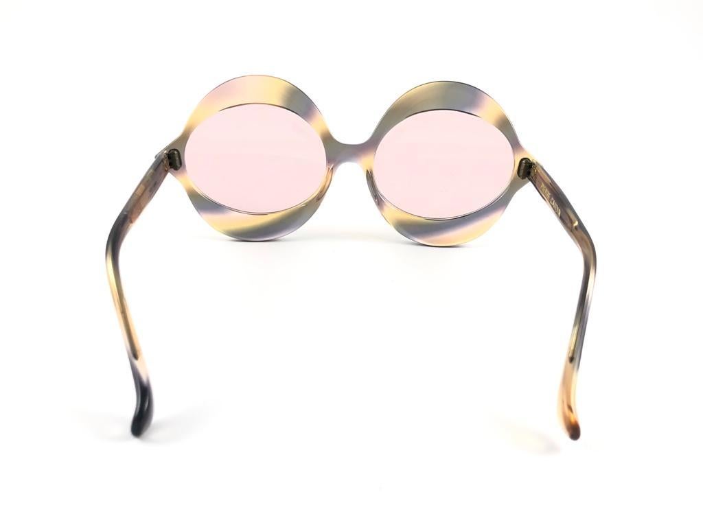 Beige Vintage Pierre Cardin Kiss Multicolor  France Pink Lens Medium Sunglasses For Sale