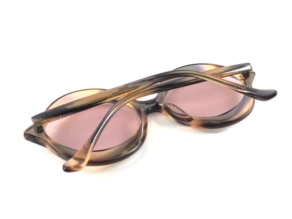 Women's Vintage Pierre Cardin Kiss Multicolor  France Pink Lens Medium Sunglasses For Sale