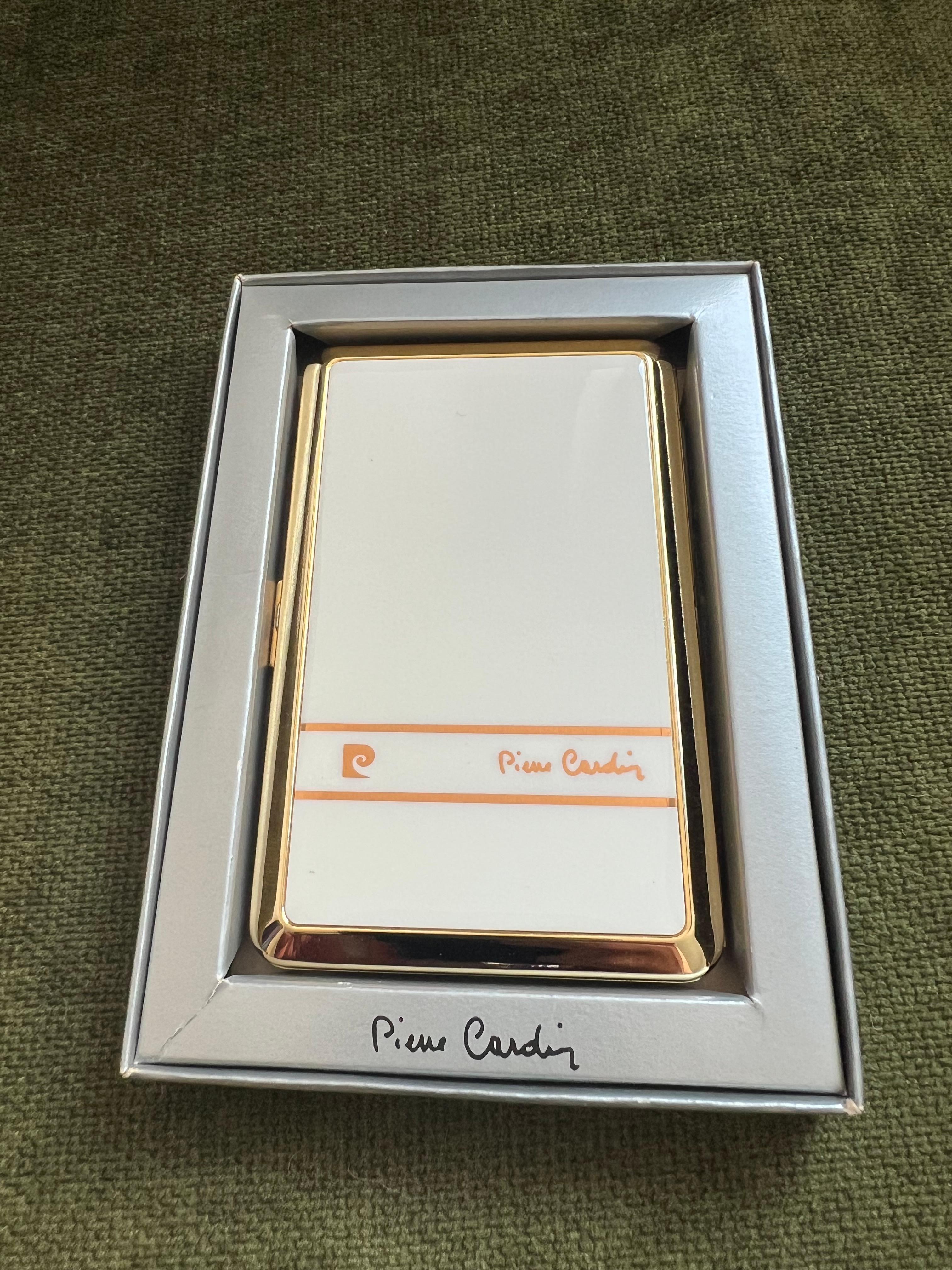 Vintage Pierre Cardin' Retro Cigarette Case & Lather Note Pad Set, Circa 1980s Excellent état à New York, NY
