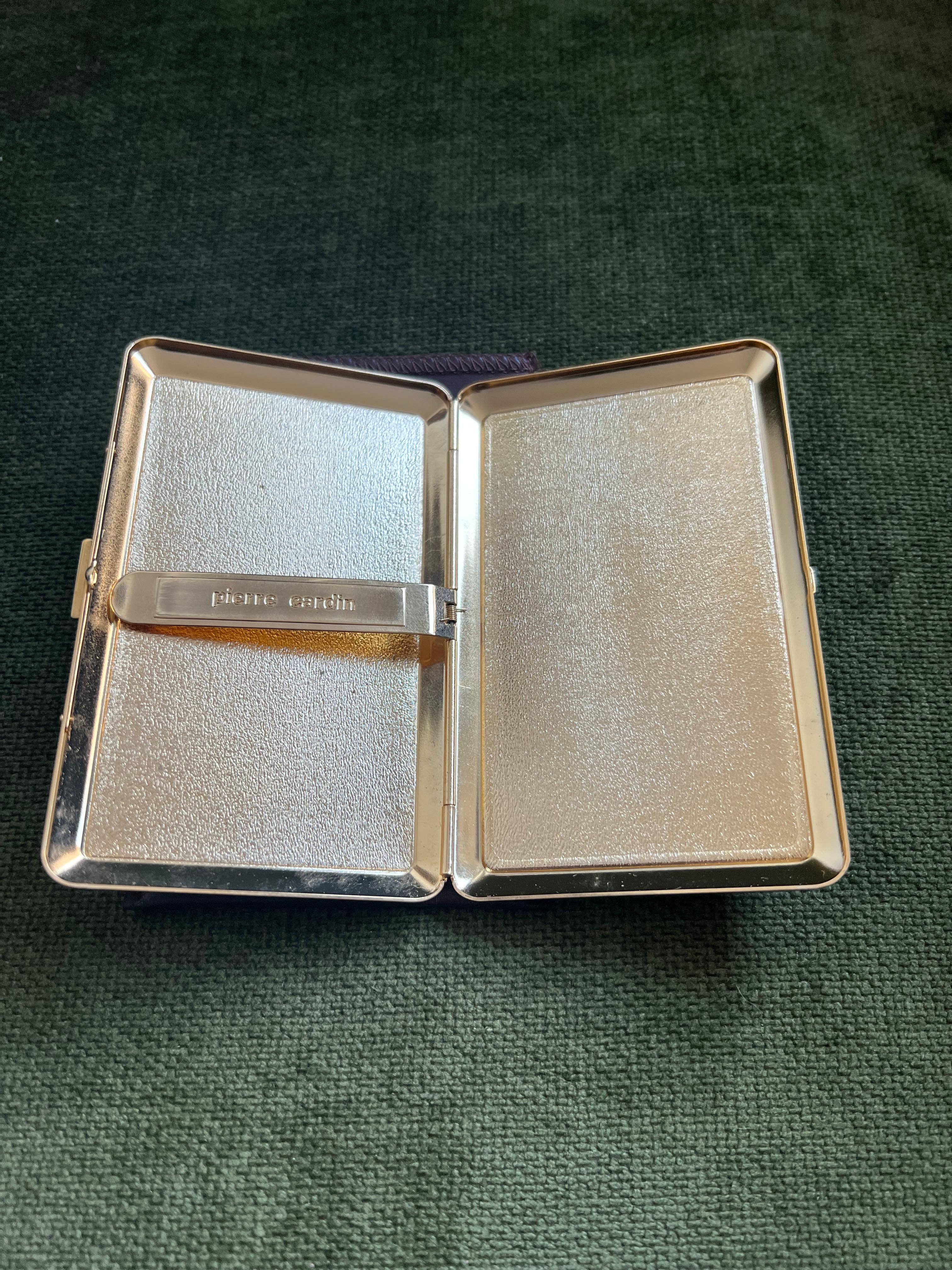Vintage Pierre Cardin' Retro RED Cigarette Case & Lather Case & Box Circa 1980s en vente 2