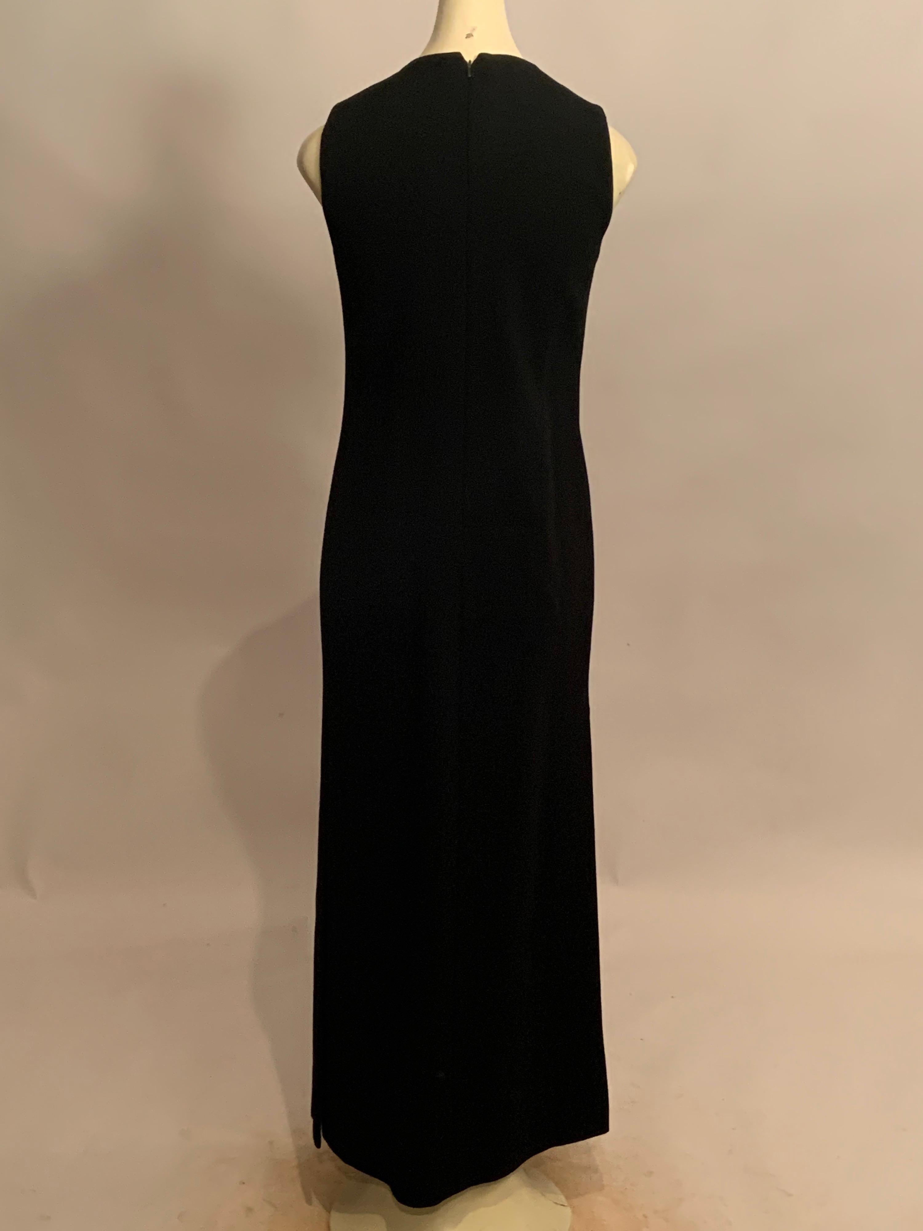 Vintage Pierre Cardin Space Age Schwarzes Kleid mit einem Chrom Lätzchen Halskette c. 1968 2