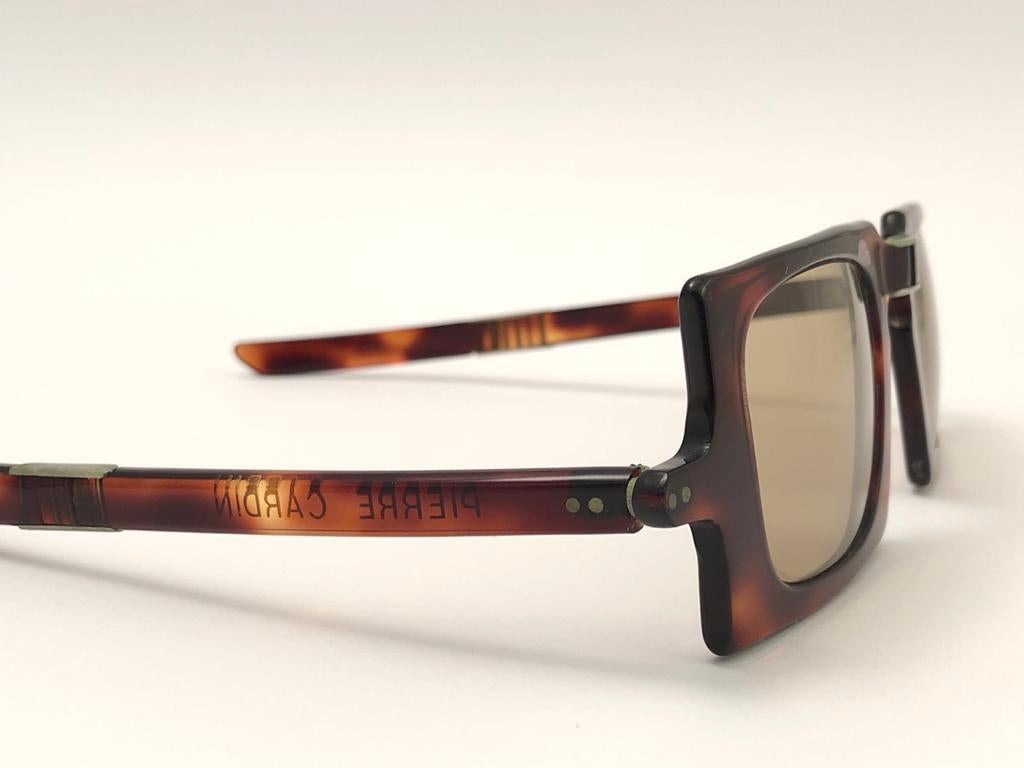 Vintage Pierre Cardin Schildpatt klappbare Sammlerstücke 1960er Jahre Frankreich Sonnenbrille im Zustand „Neu“ in Baleares, Baleares