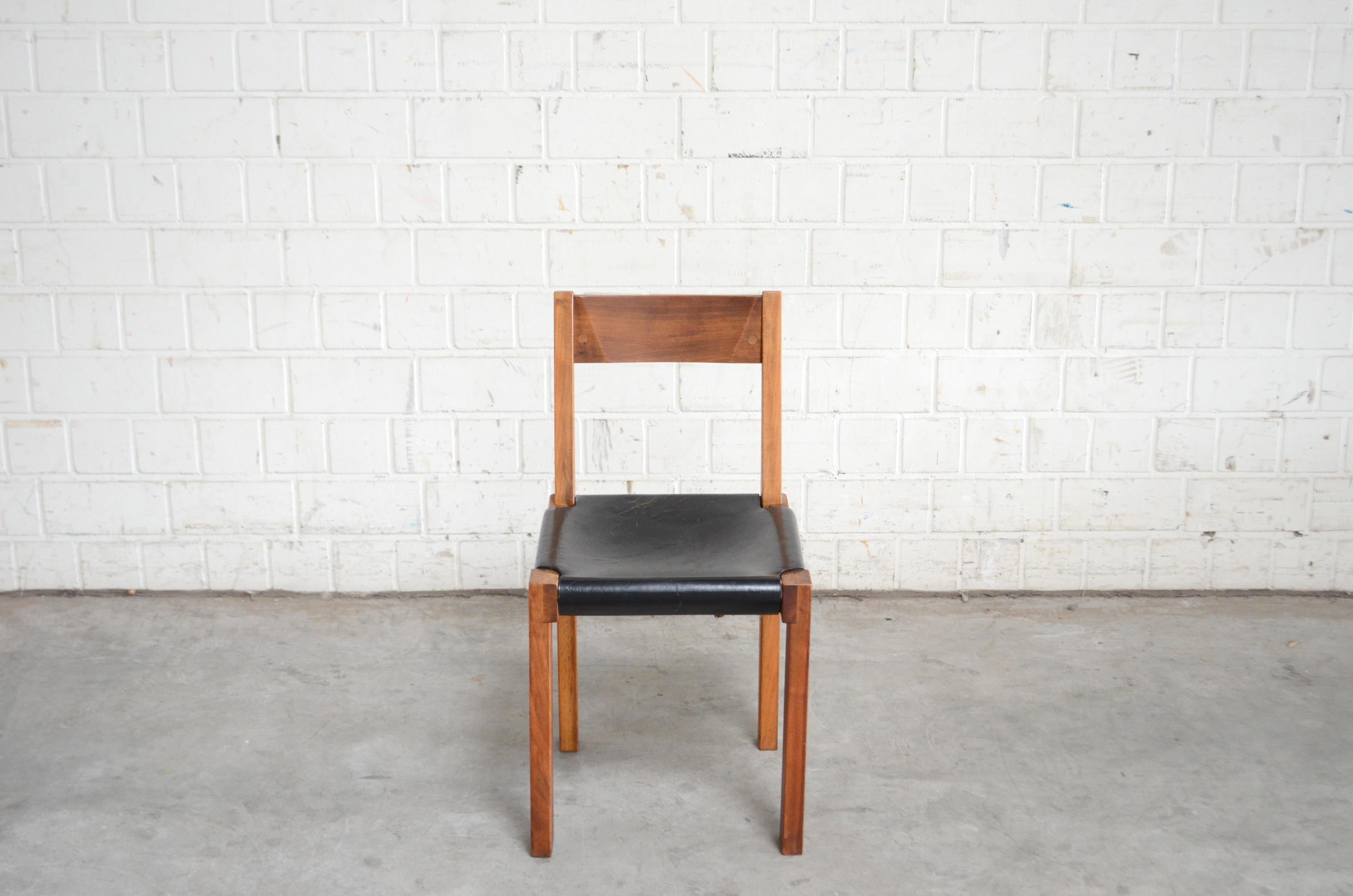 Milieu du XXe siècle Chaise vintage Pierre Chapo modèle S24 en cuir de selle (début du siècle dernier) en vente