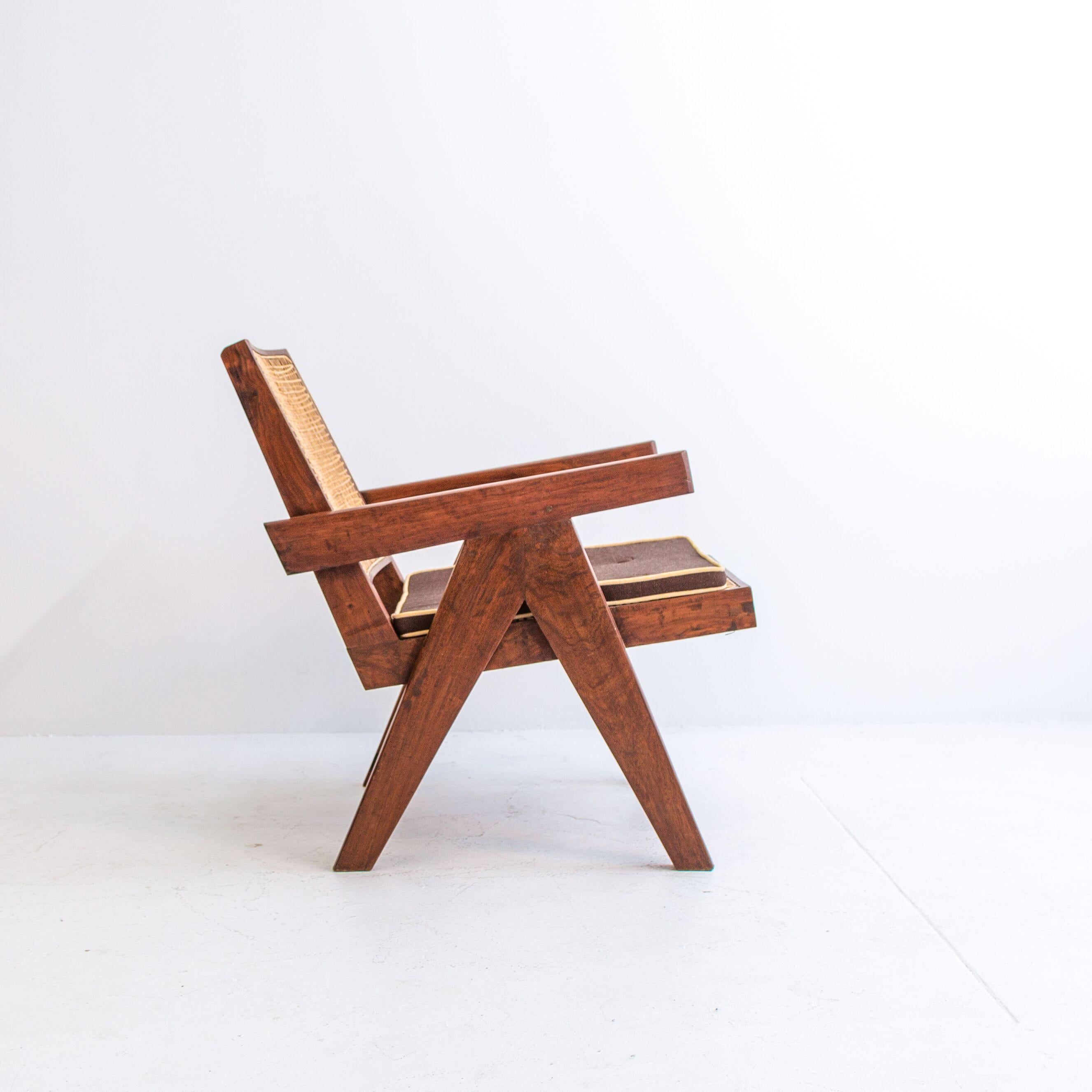 Indian Vintage Pierre Jeanneret Teak Lounge Easy Armchair, Mid-Century, Chandigarh For Sale