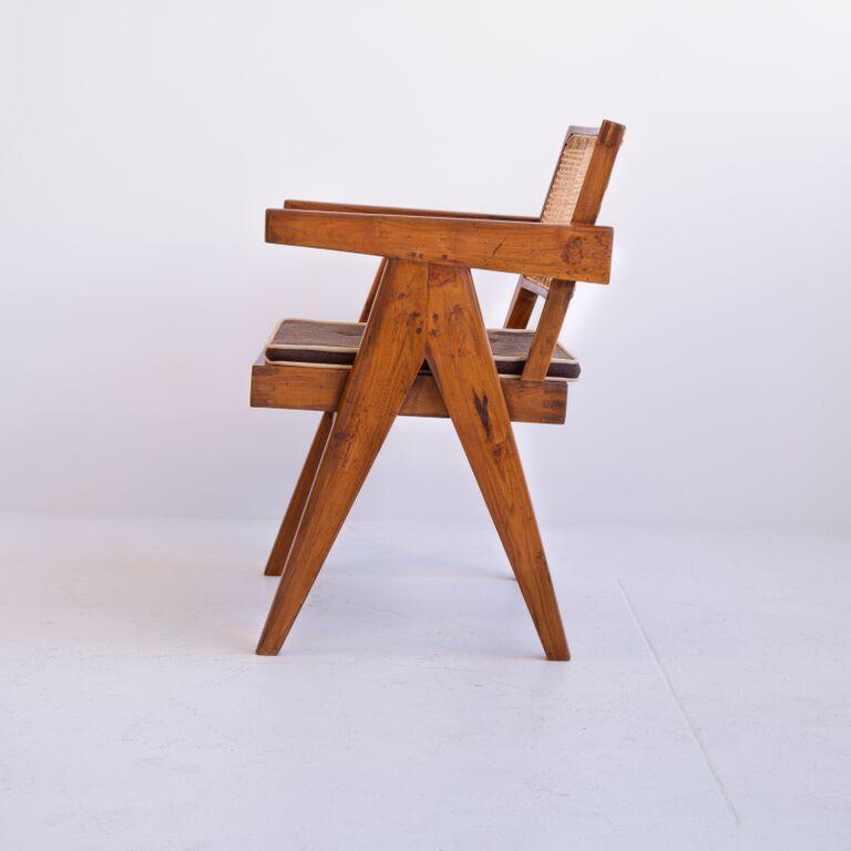 pierre jeanneret chair